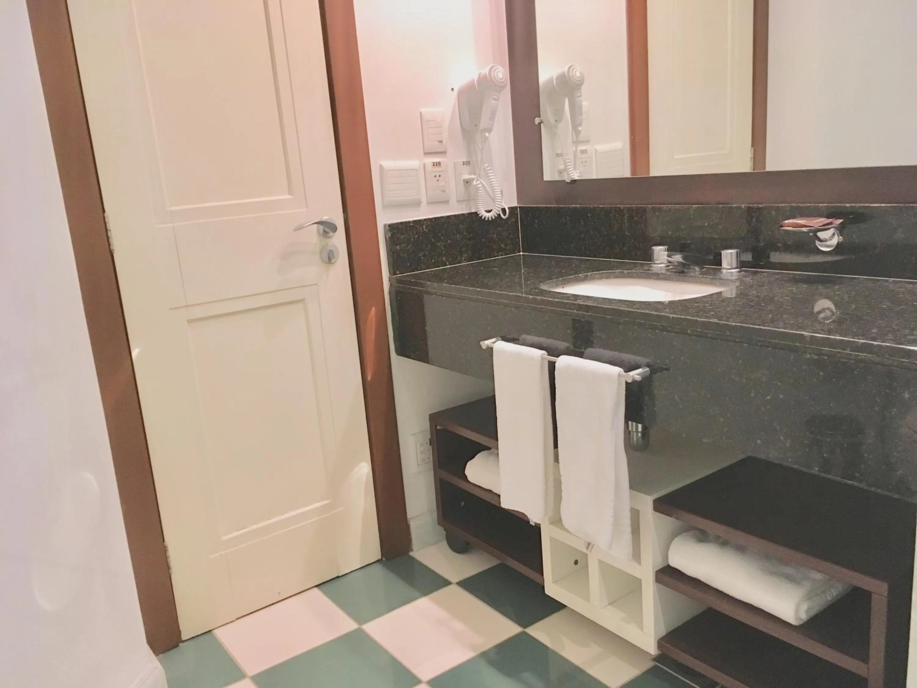 Bathroom in Flat Mountain Village Luxo e Conforto na Serra