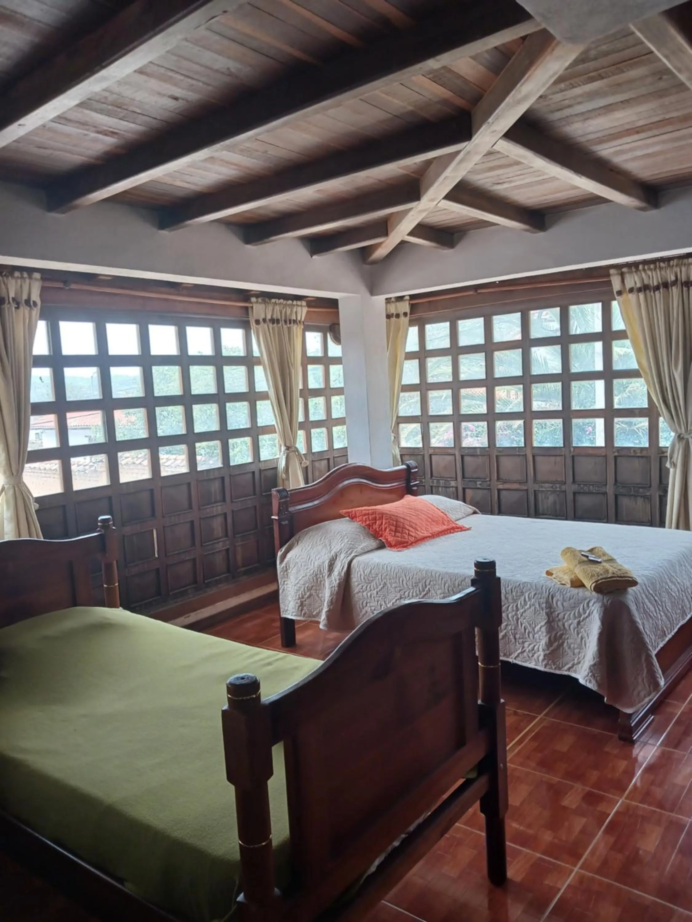 Bed in Chez Alicia Hostal