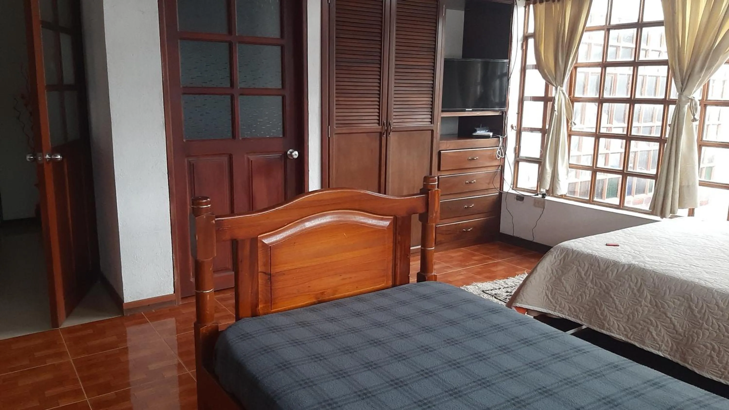 Bed in Chez Alicia Hostal