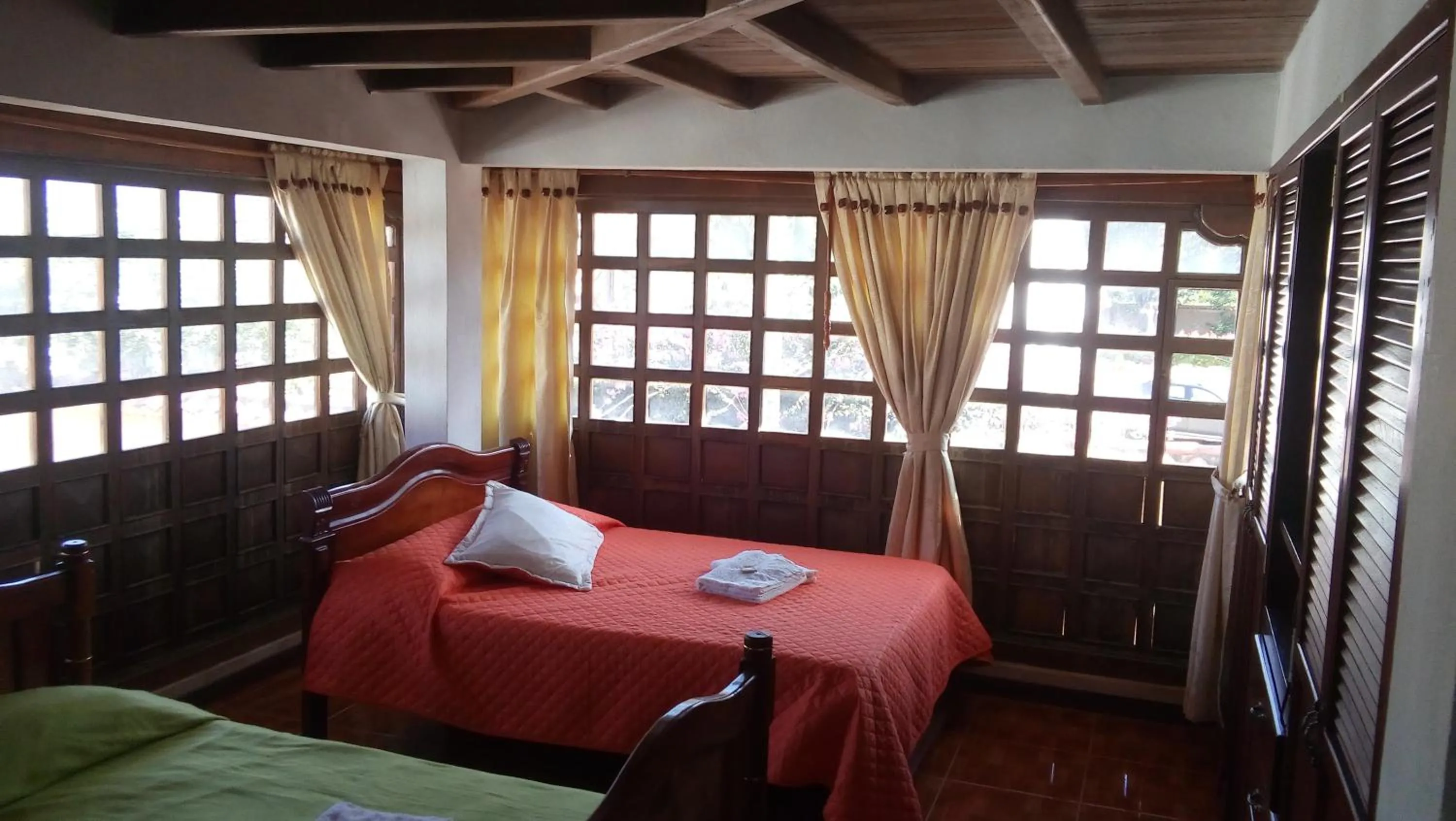Bed in Chez Alicia Hostal
