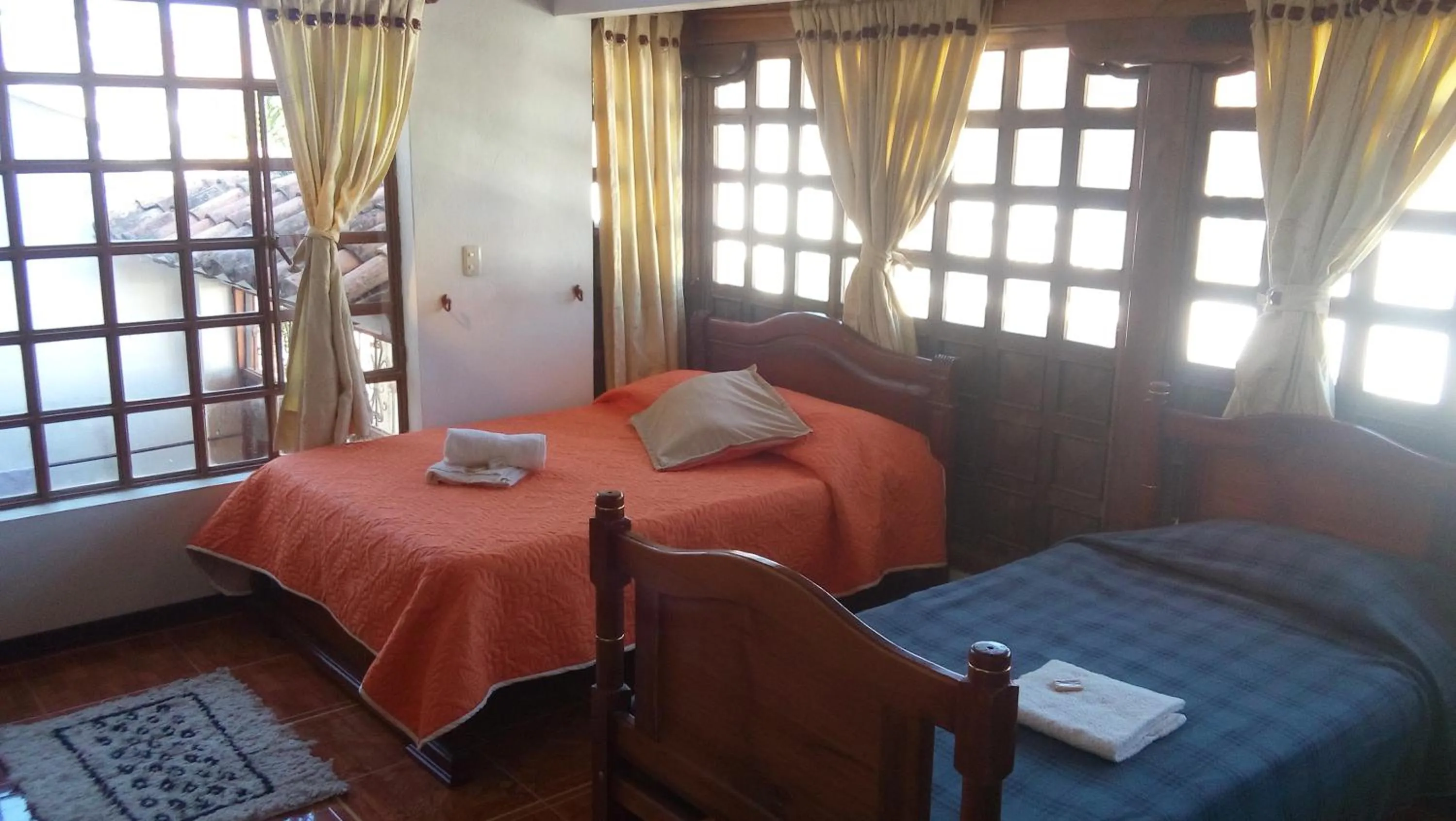 Bed in Chez Alicia Hostal