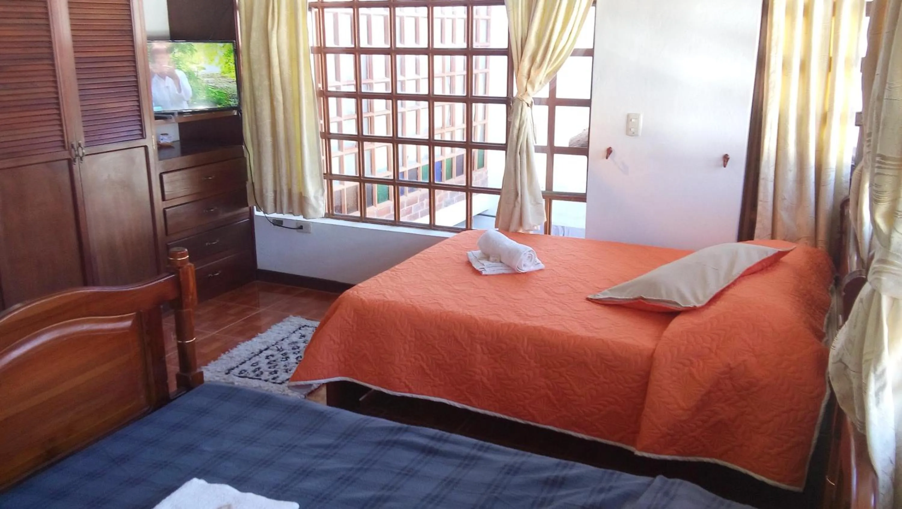 Bed in Chez Alicia Hostal