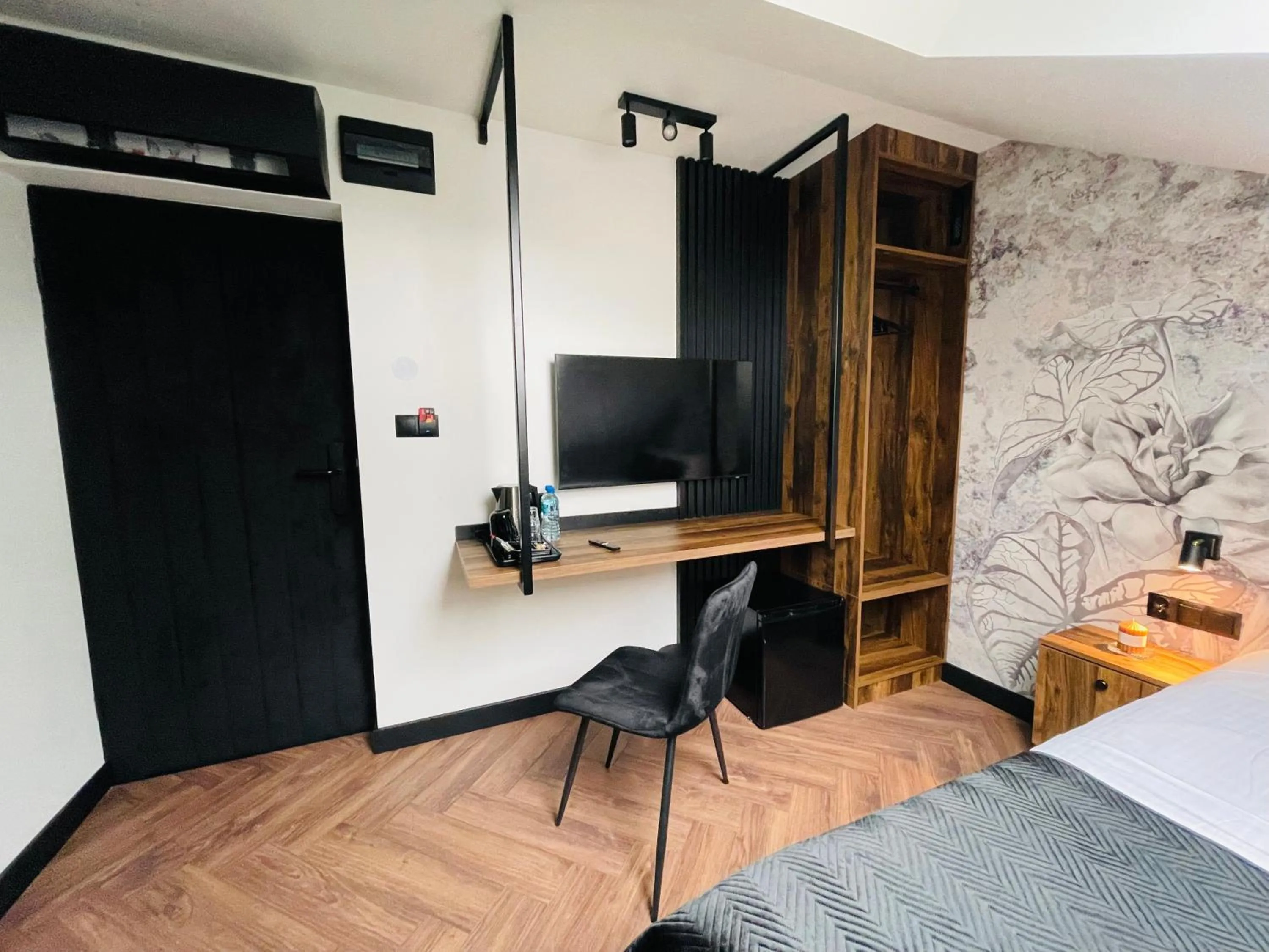 Photo of the whole room in Hotel Millennium