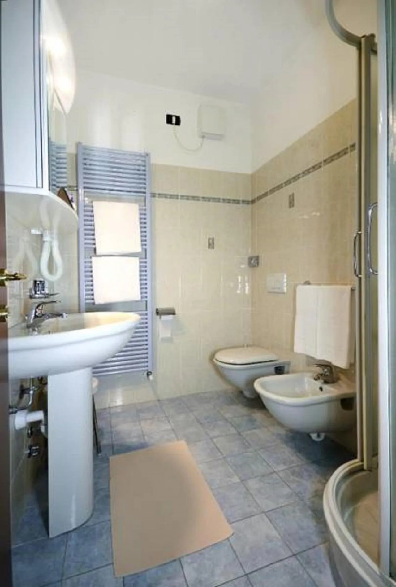 Shower in Albergo Ristorante San Matteo