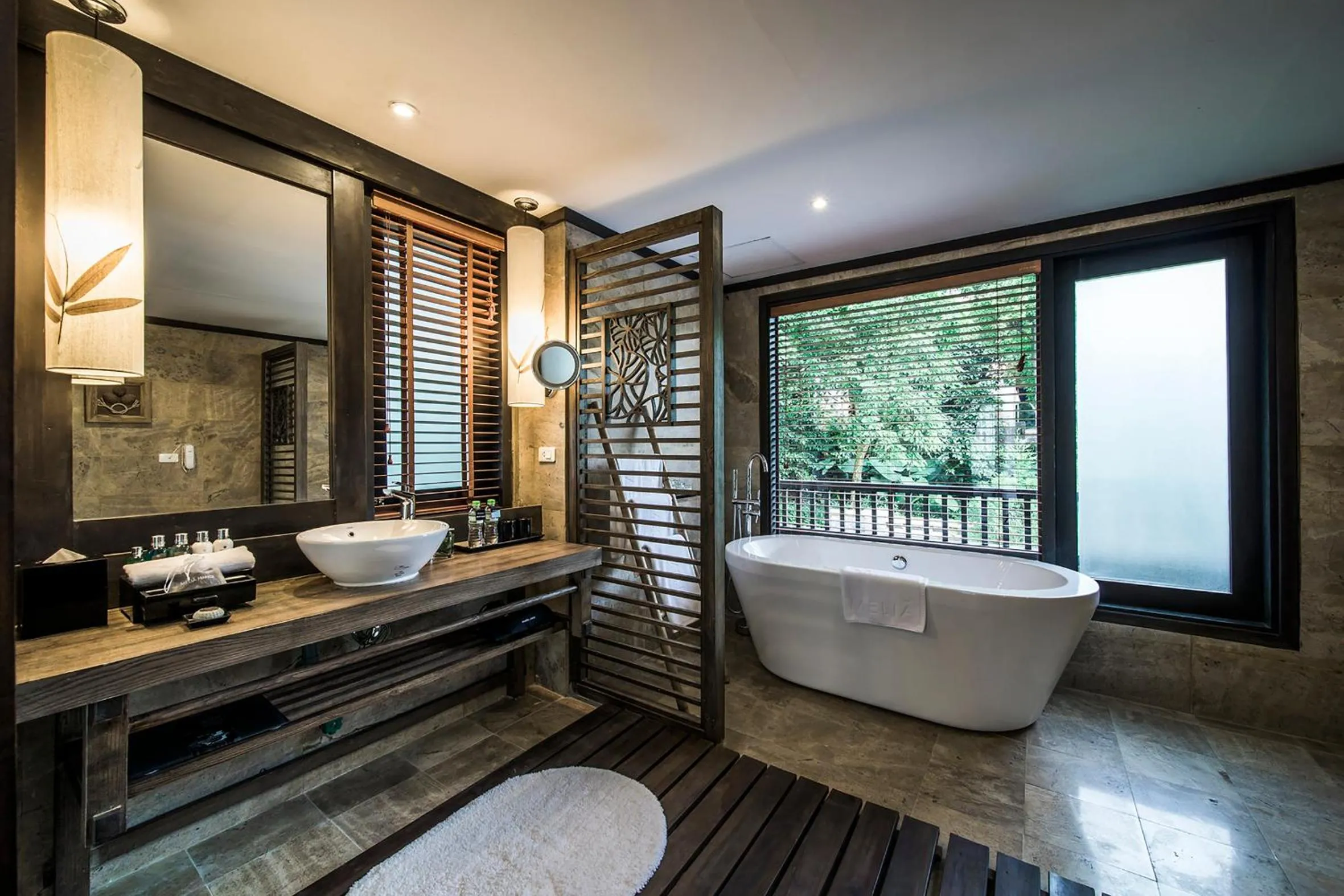 Bathroom in Melia Ba Vi Mountain Retreat