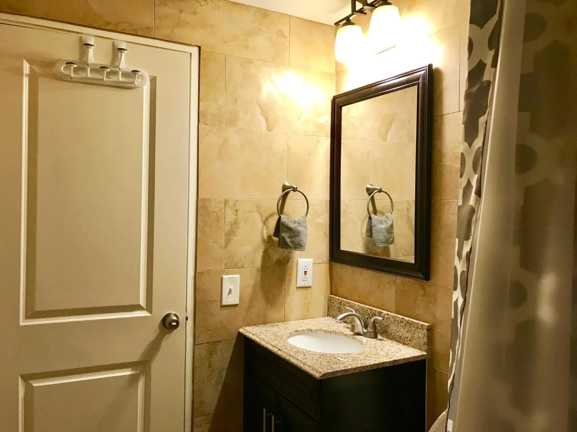 Laugh, Eat, Sleep Downtown Wine Down 9E