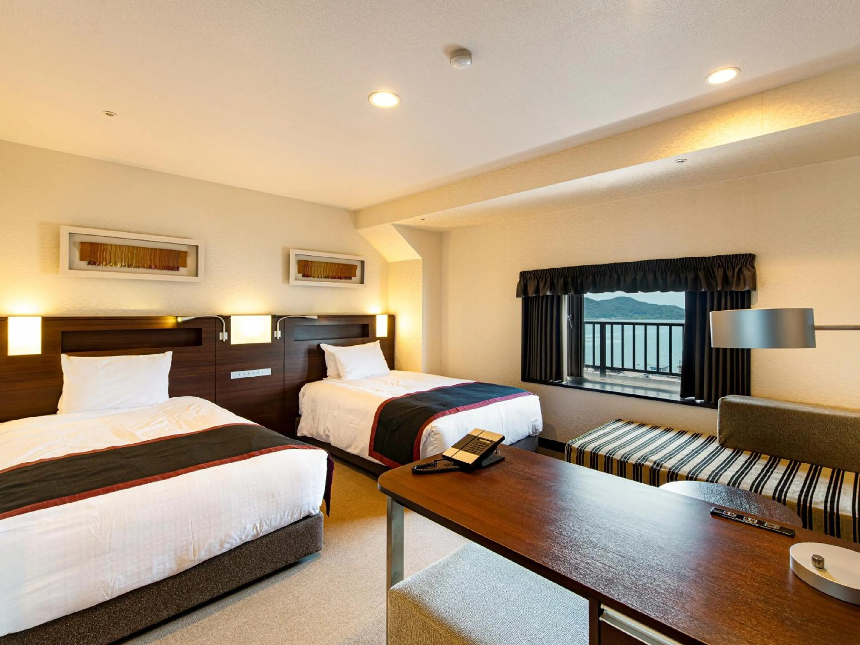 Photo of the whole room, Bed in Onomichi Kokusai Hotel