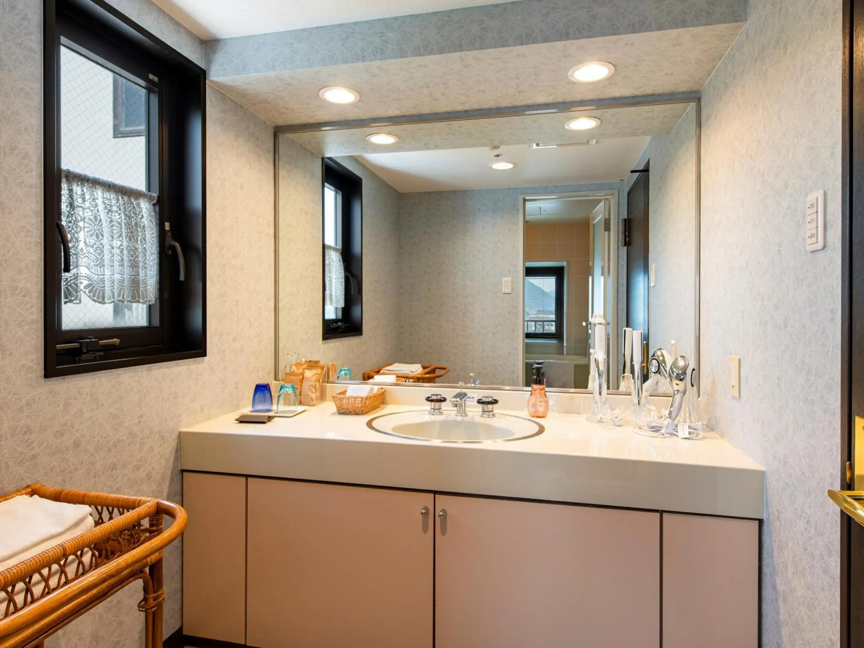 Photo of the whole room in Onomichi Kokusai Hotel Photo of the whole room in Onomichi Kokusai Hotel