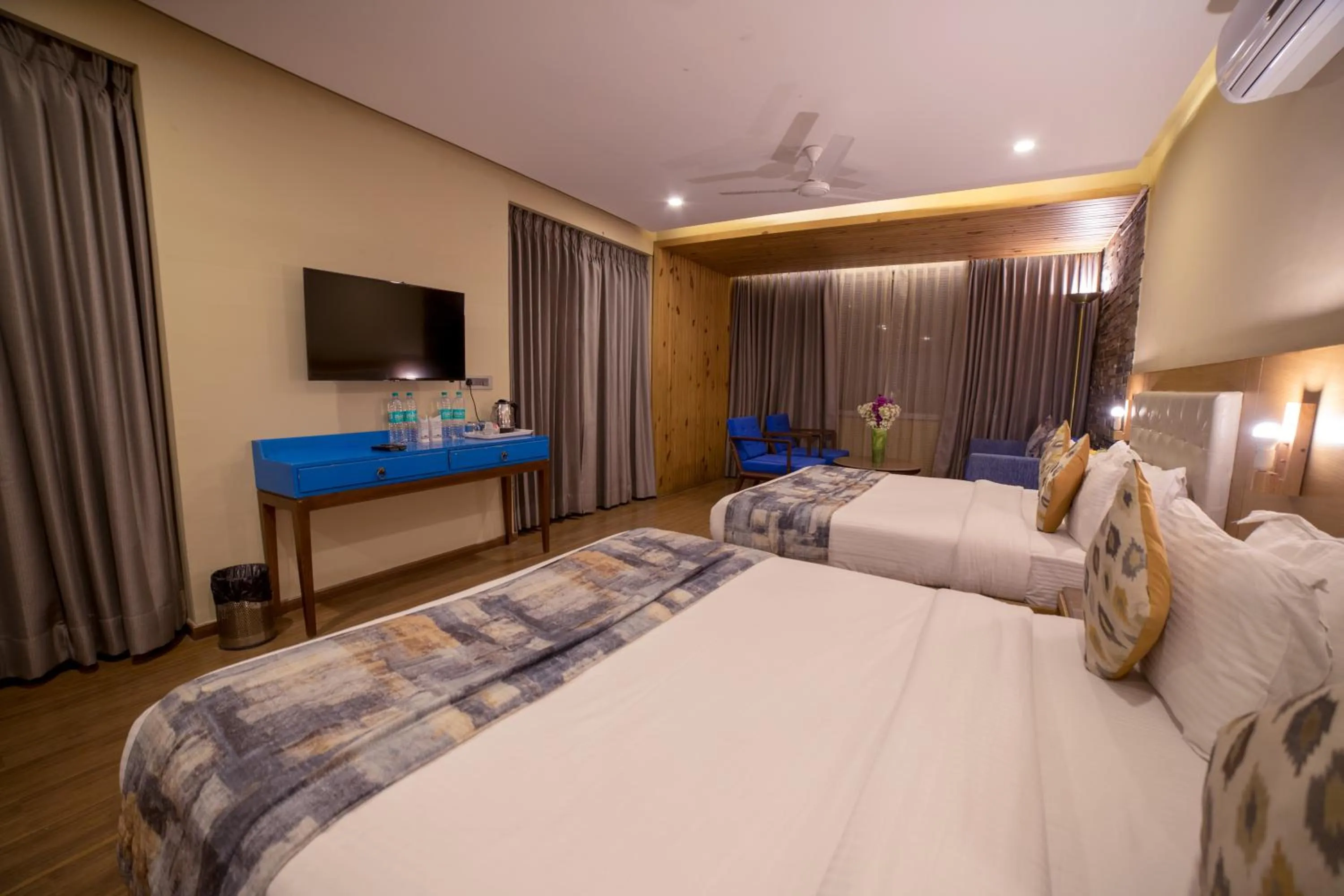 Photo of the whole room, Bed in The Fern Brentwood Resort, Mussoorie