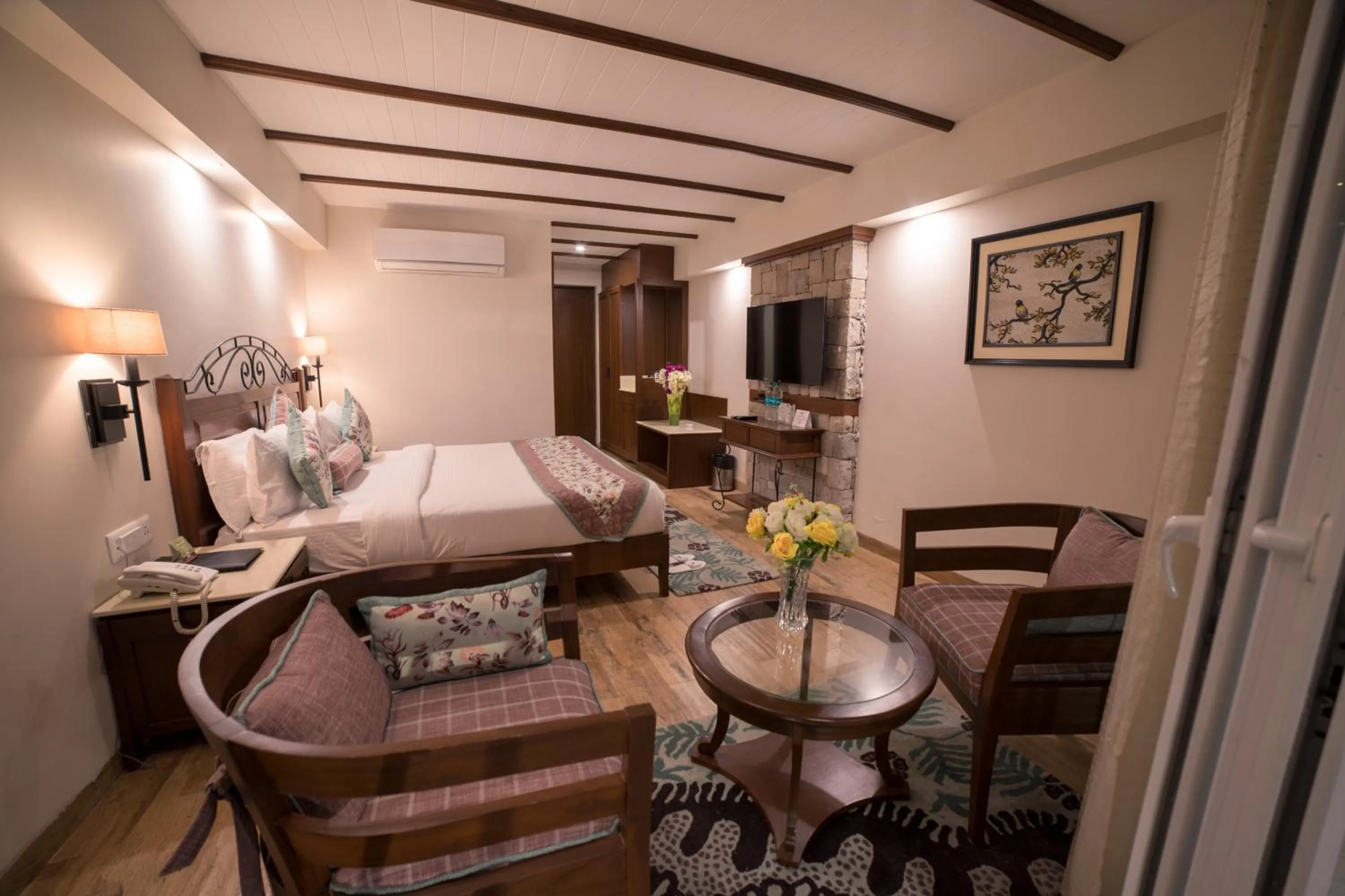 Photo of the whole room, Bed in The Fern Brentwood Resort, Mussoorie