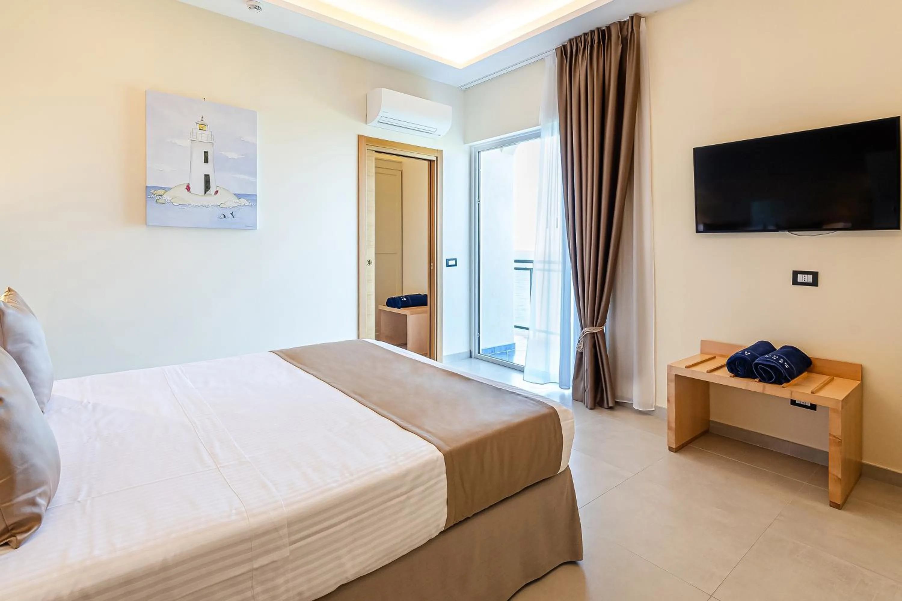 Photo of the whole room, Bed in Grand Hotel Santa Maria