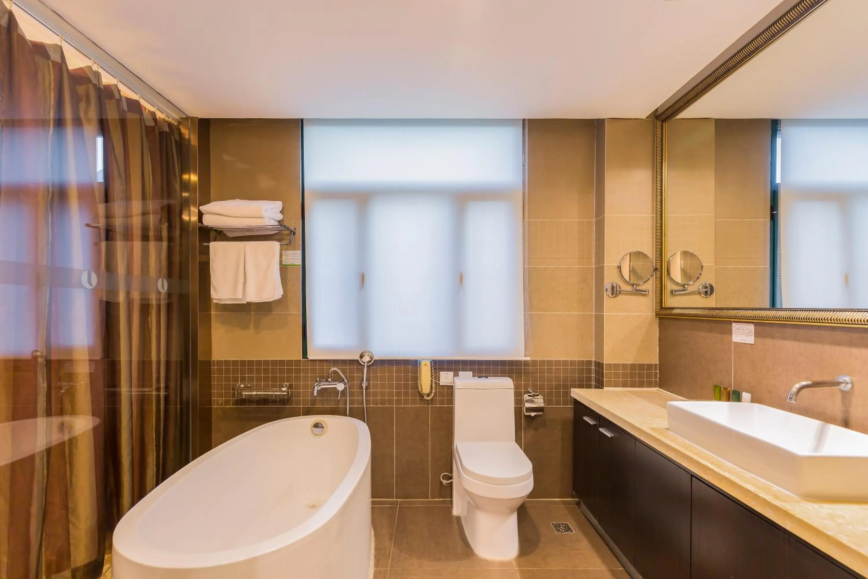 Beijing Jinlong Hotspring Hotel