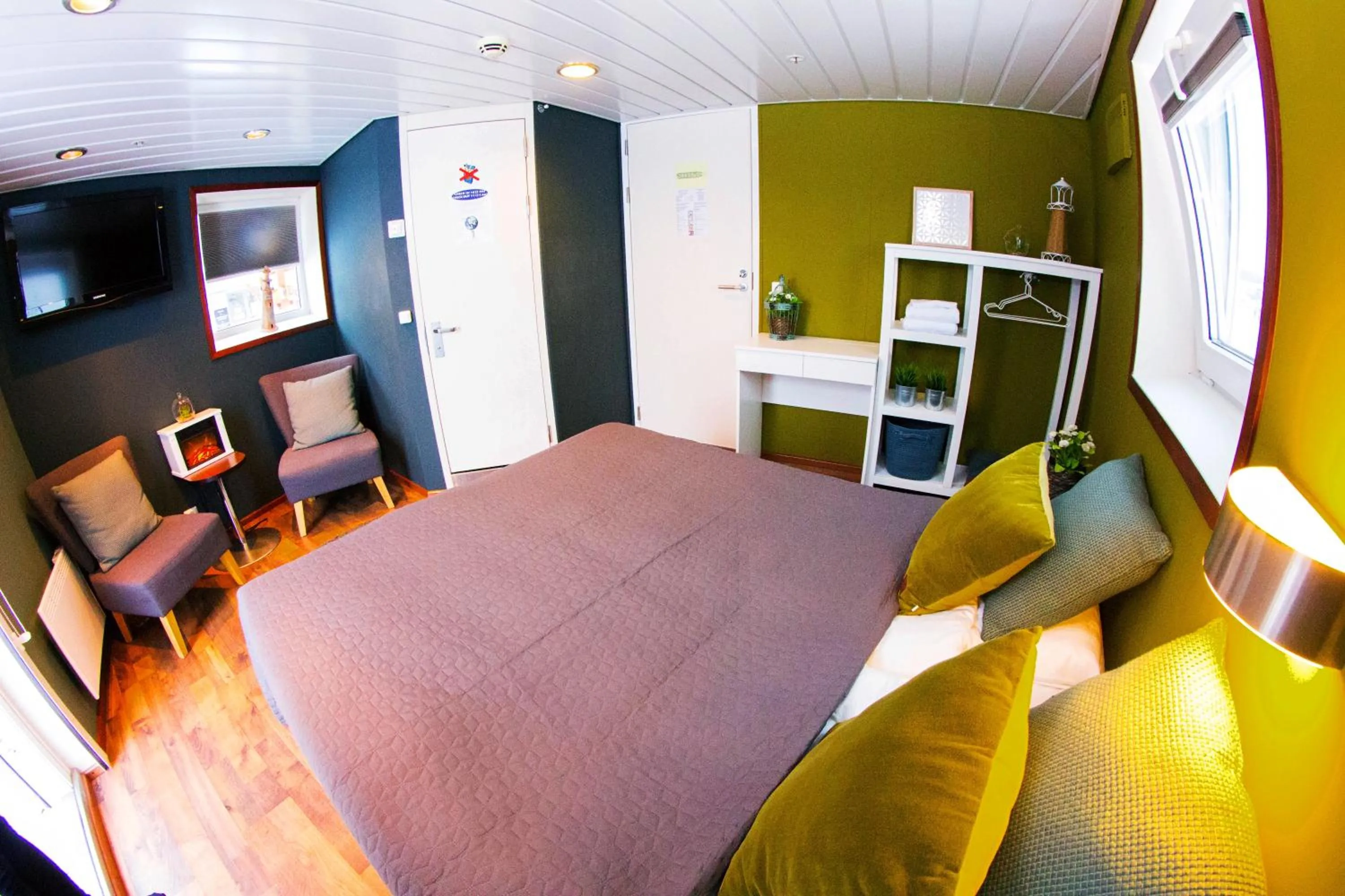 Bed in Hotellilaiva Wuoksi