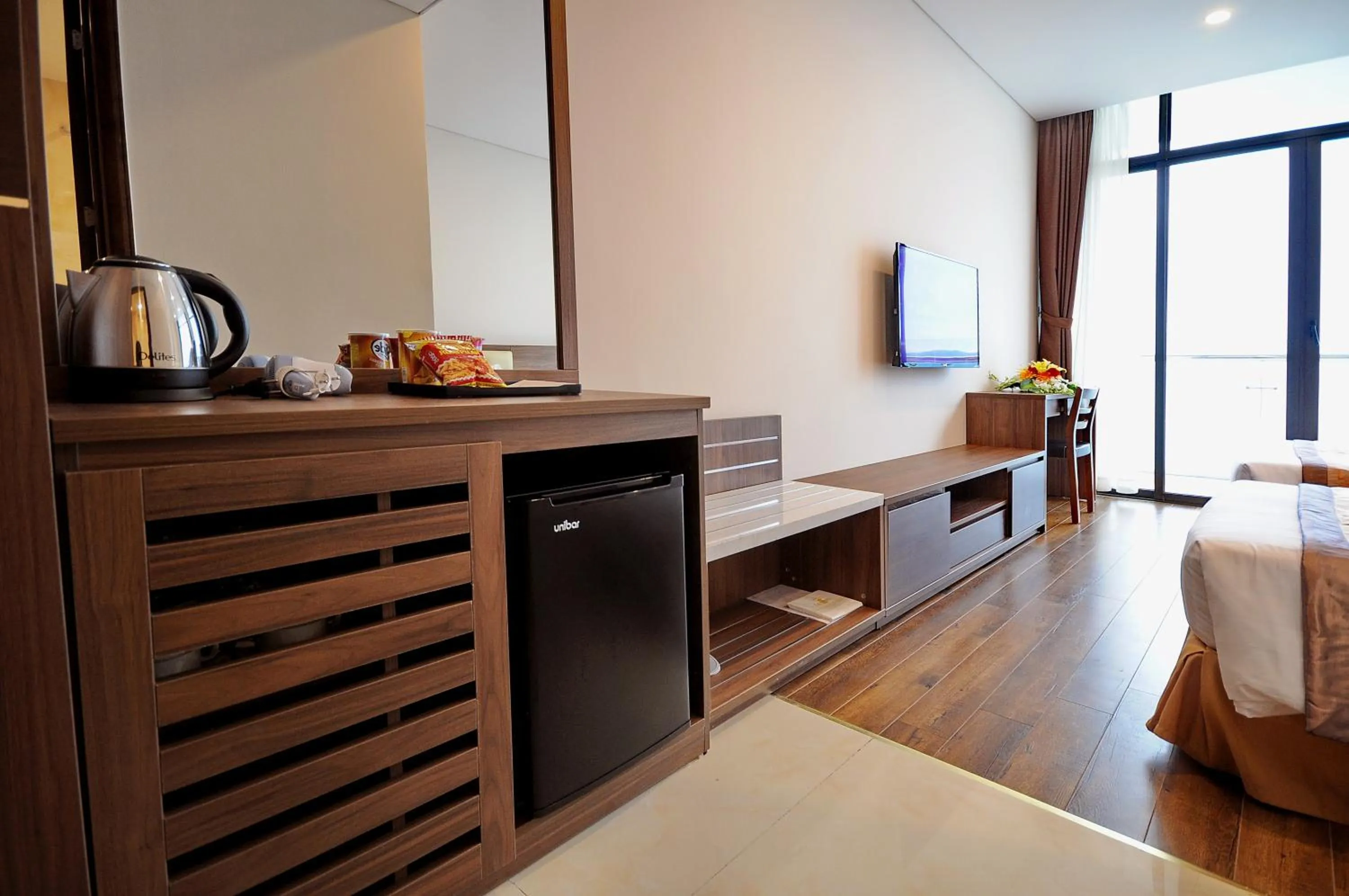 Bed in Lenid Ocean View Hotel