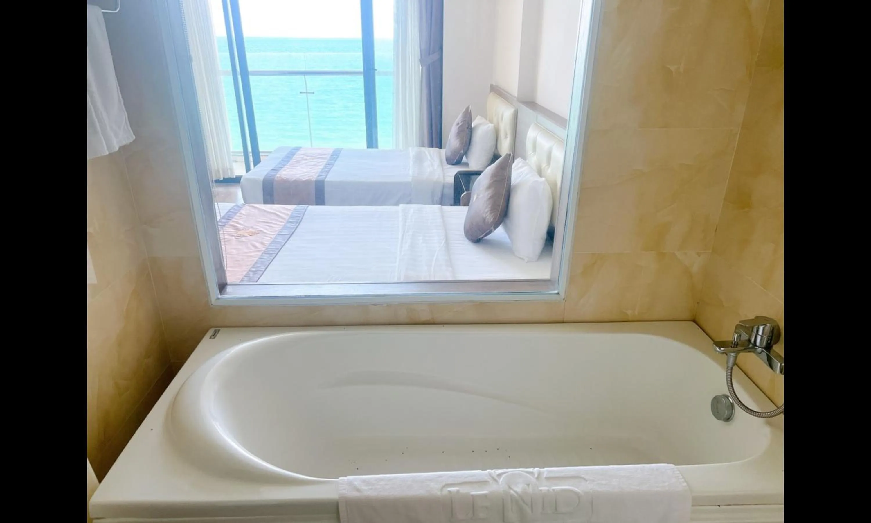 Bath in Lenid Ocean View Hotel