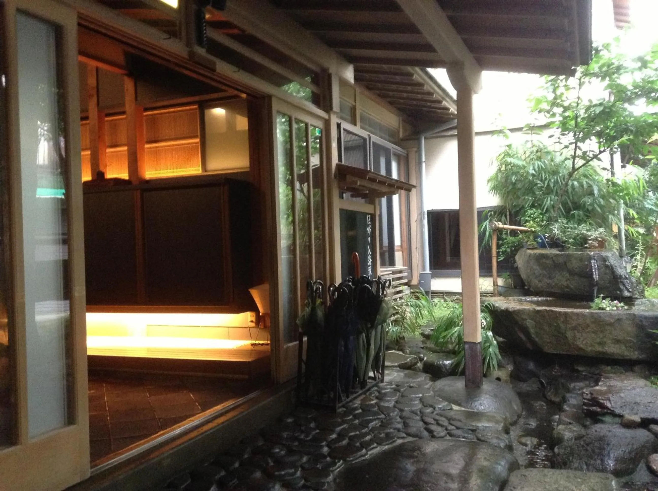 Decorative detail in AKARI et KAORI formerly Taizanso