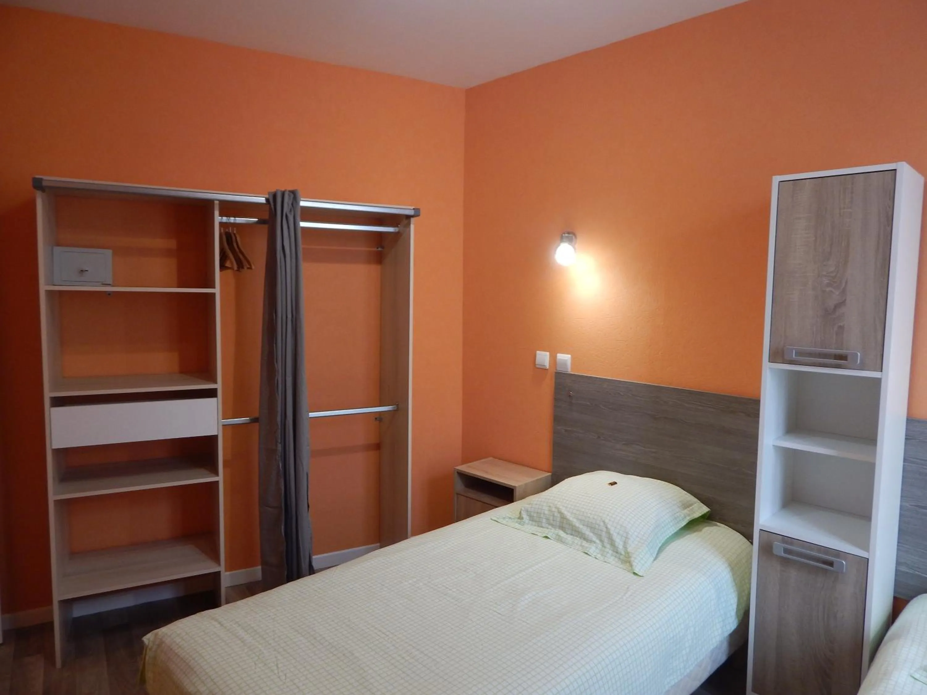 Photo of the whole room in Le Lion D'or