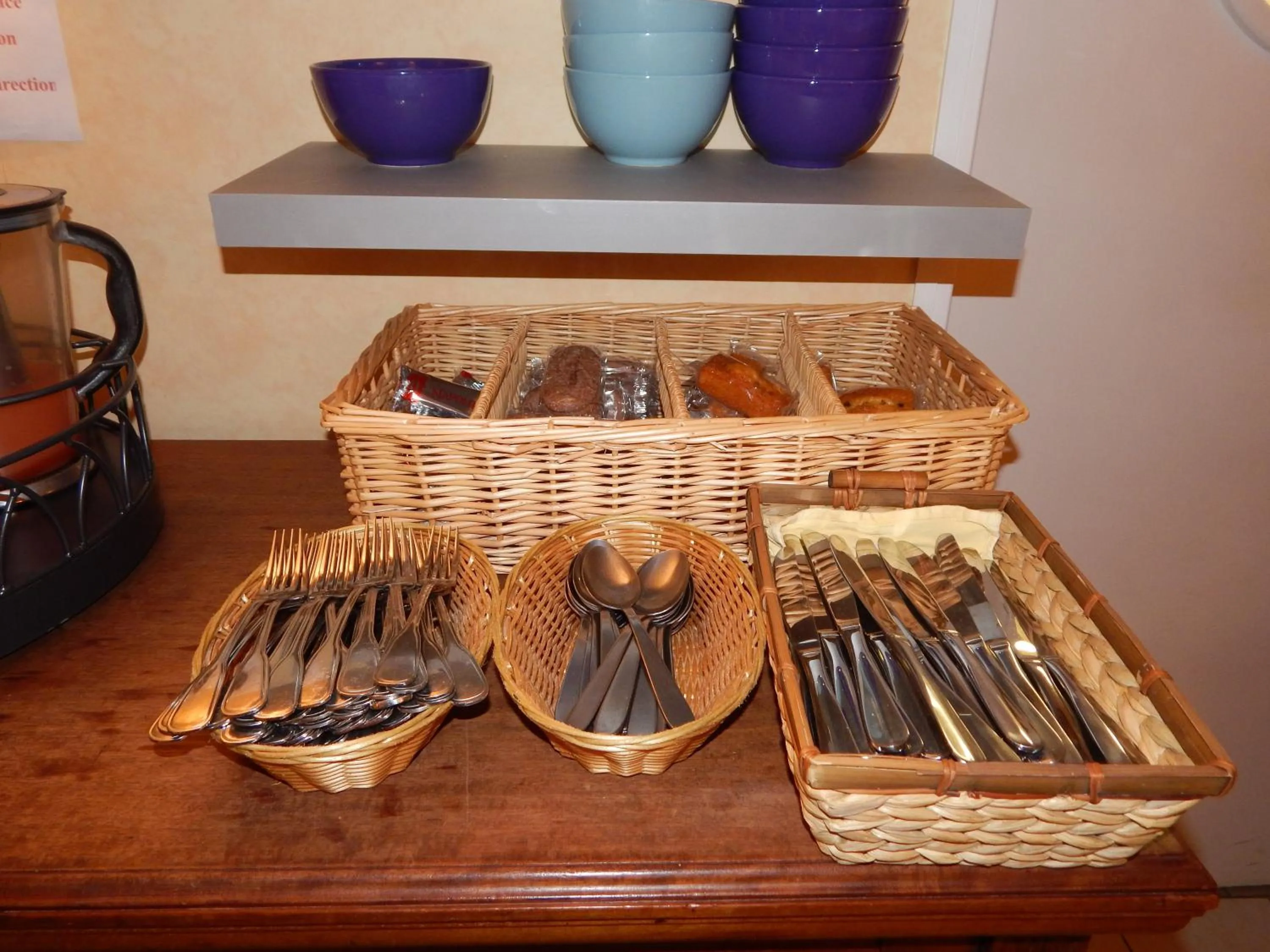 Buffet breakfast in Le Lion D'or