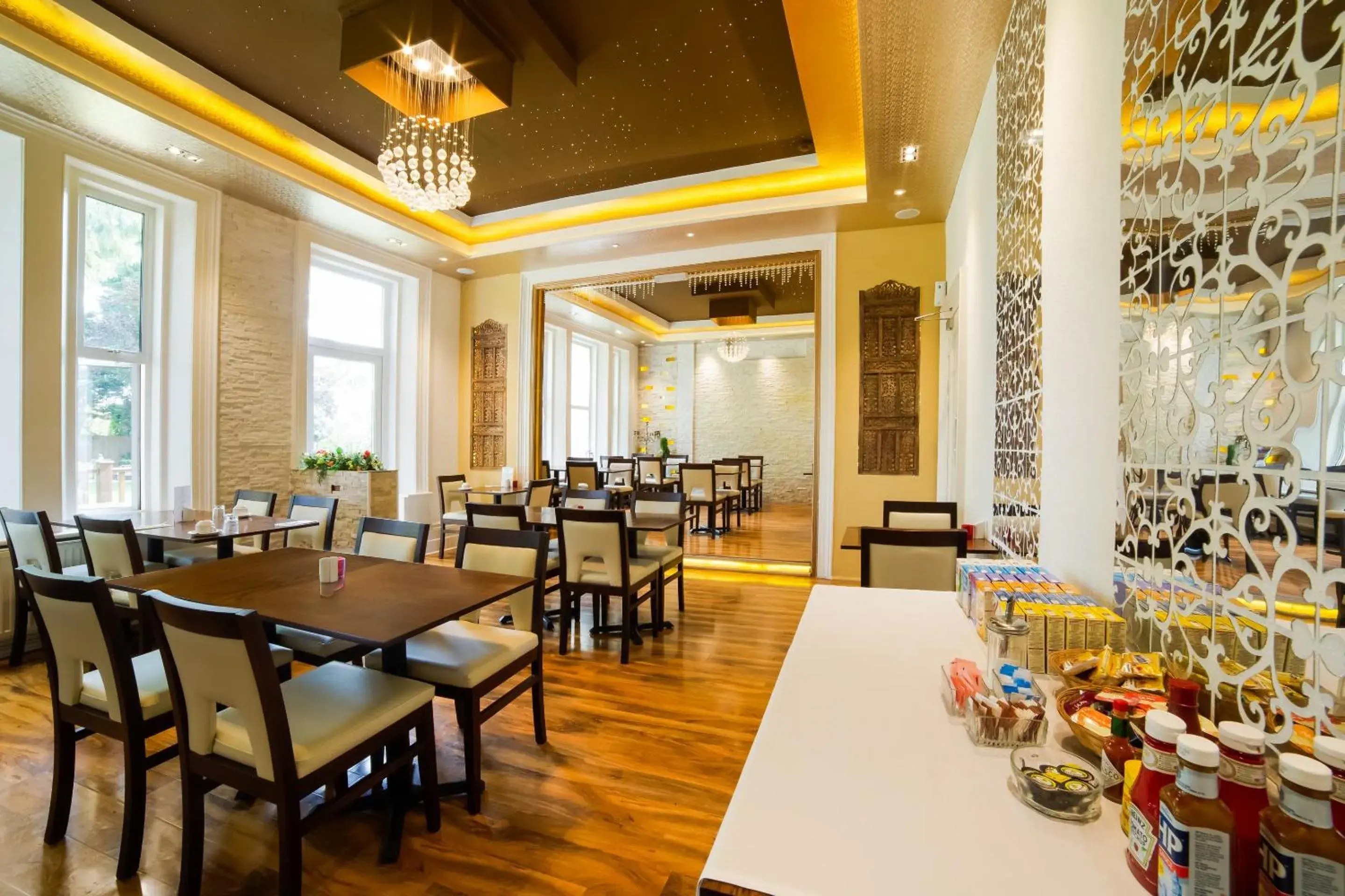 Restaurant/places to eat in OYO Eagle House Hotel, St Leonards Hastings Restaurant/places to eat in OYO Eagle House Hotel, St Leonards Hastings