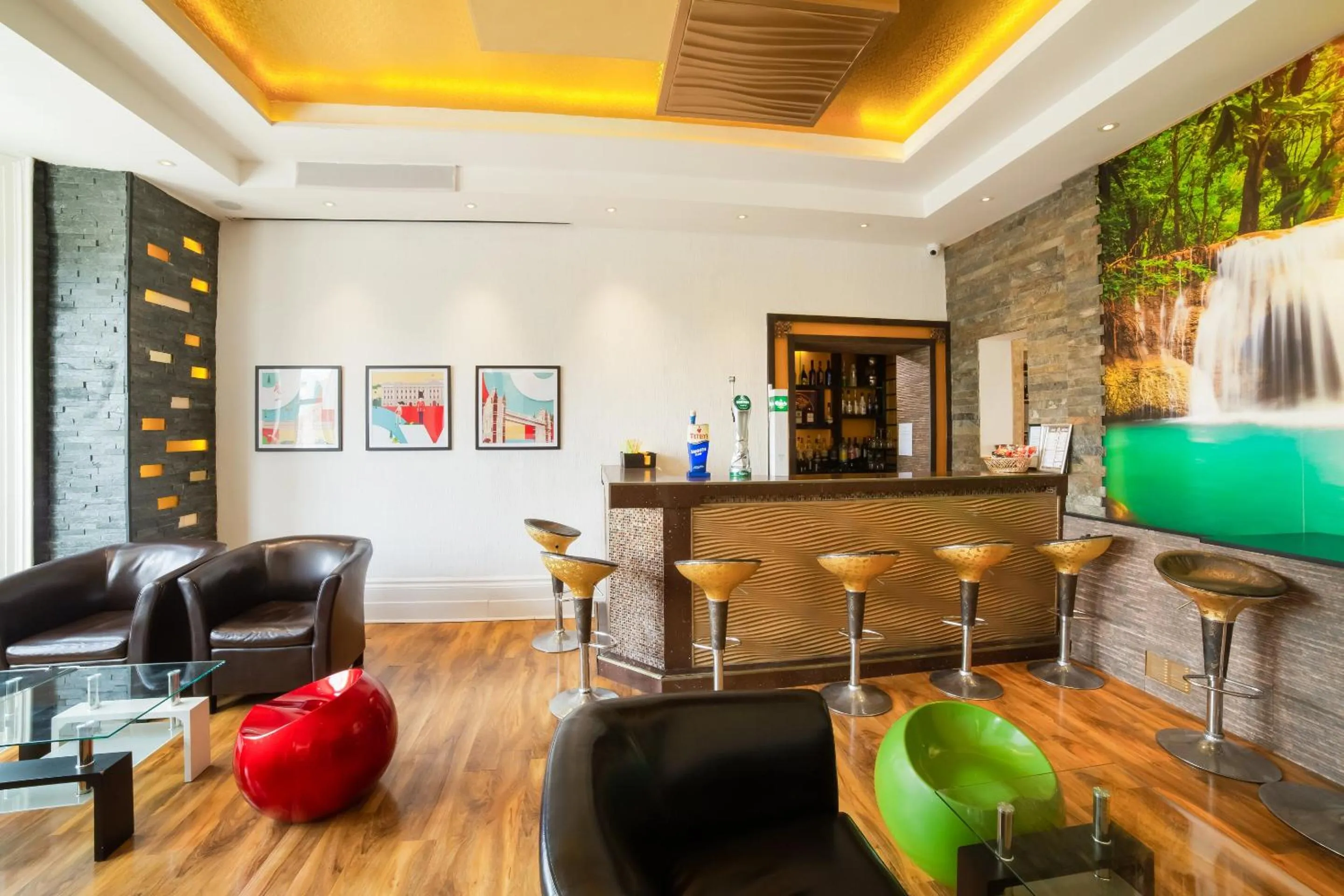 Restaurant/places to eat in OYO Eagle House Hotel, St Leonards Hastings