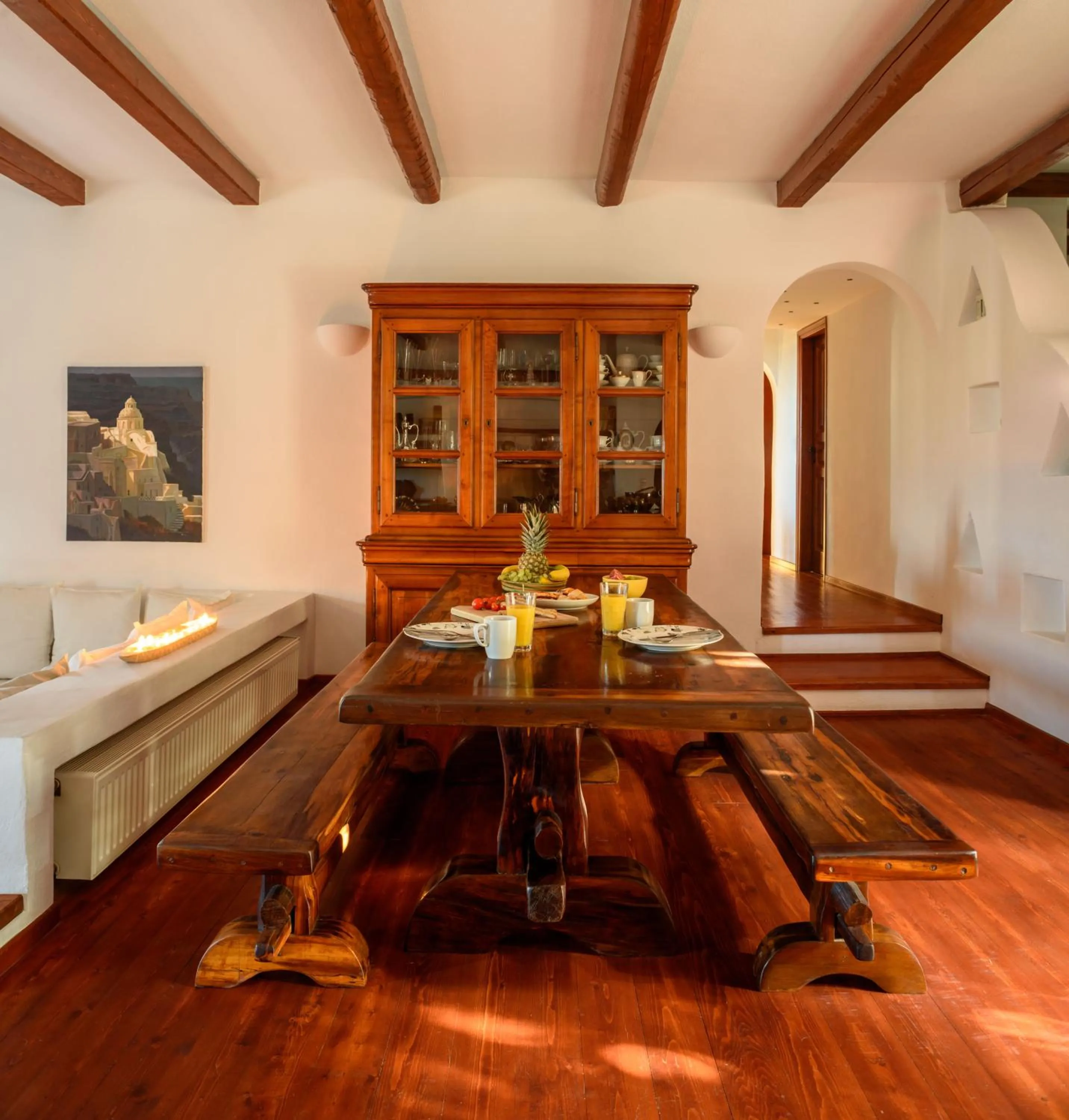 Dining area in Aquaria Villa