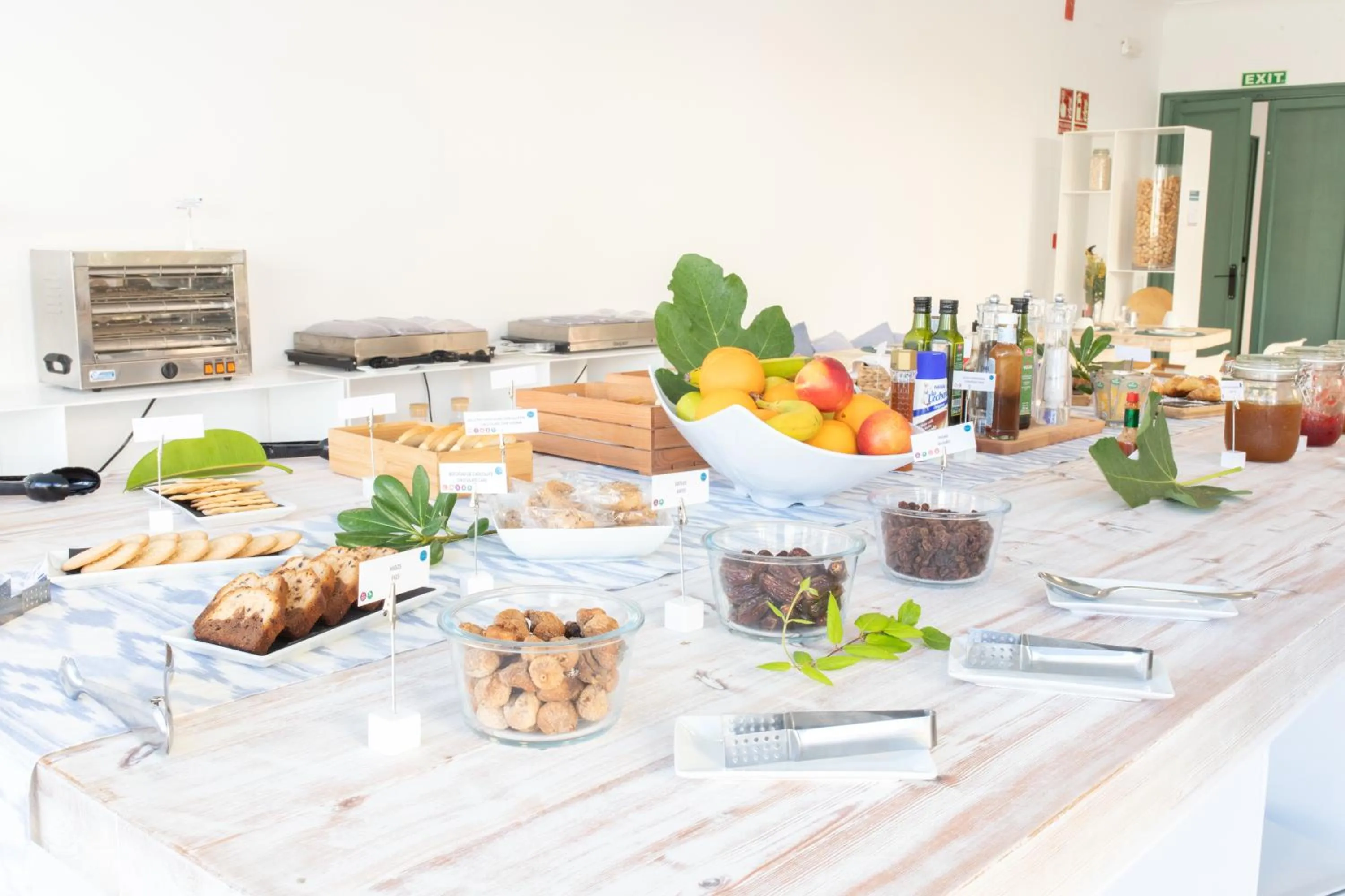 Breakfast in 4U Miranda - Adults Only