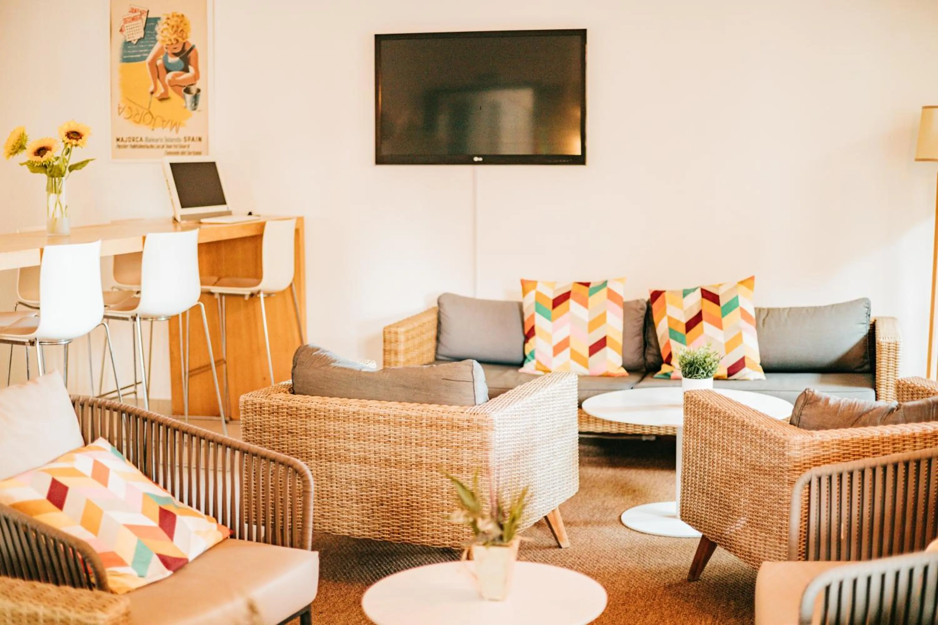 Lounge or bar in 4U Miranda - Adults Only