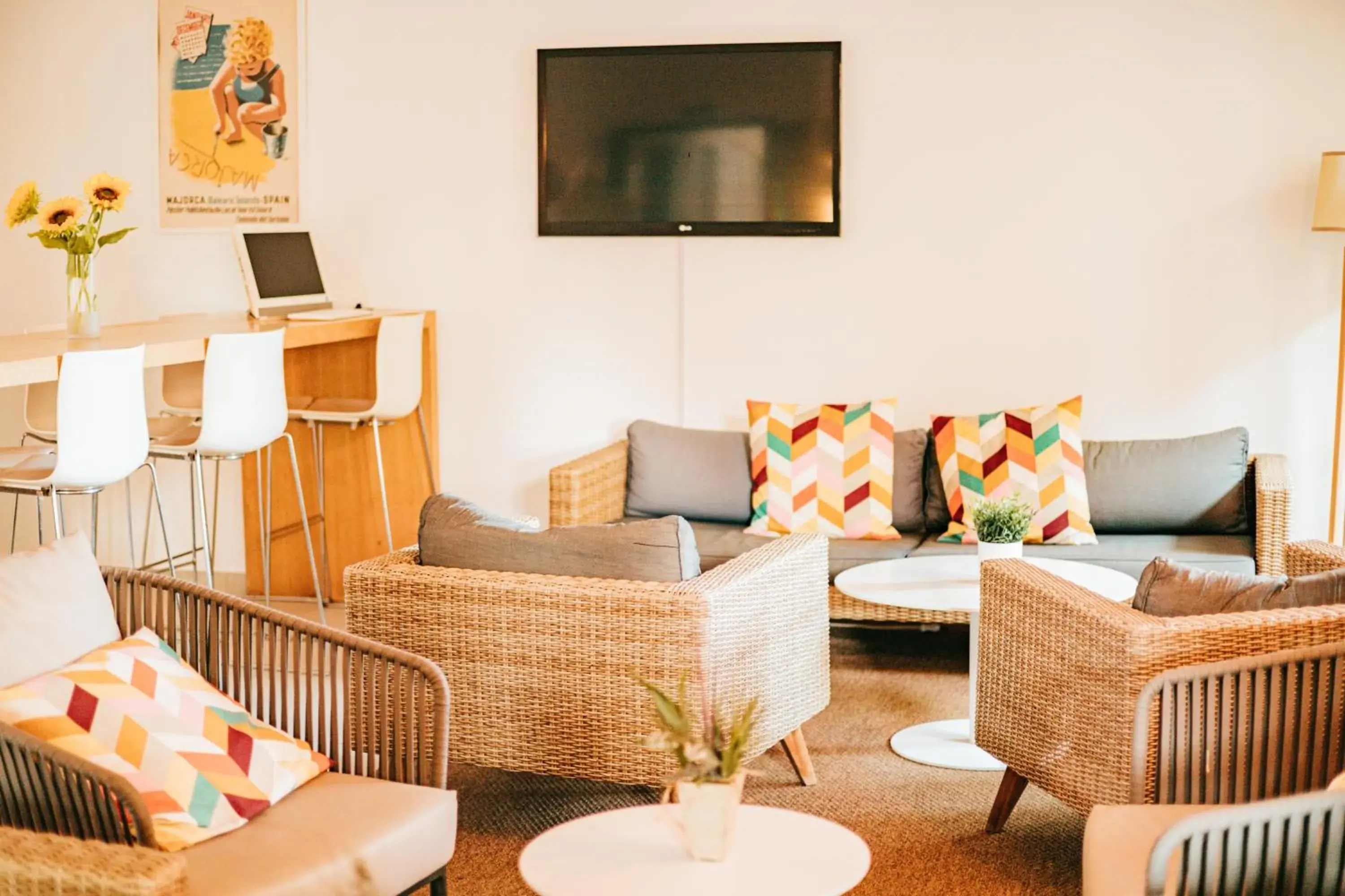 Lounge or bar in 4U Miranda - Adults Only Lounge or bar in 4U Miranda - Adults Only