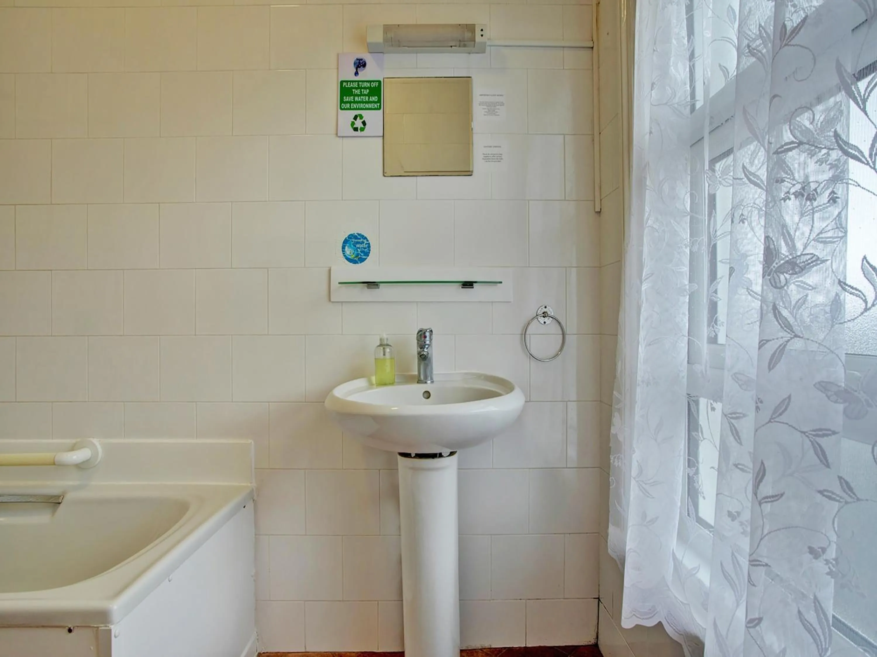 Bathroom in The Waverley Hotel