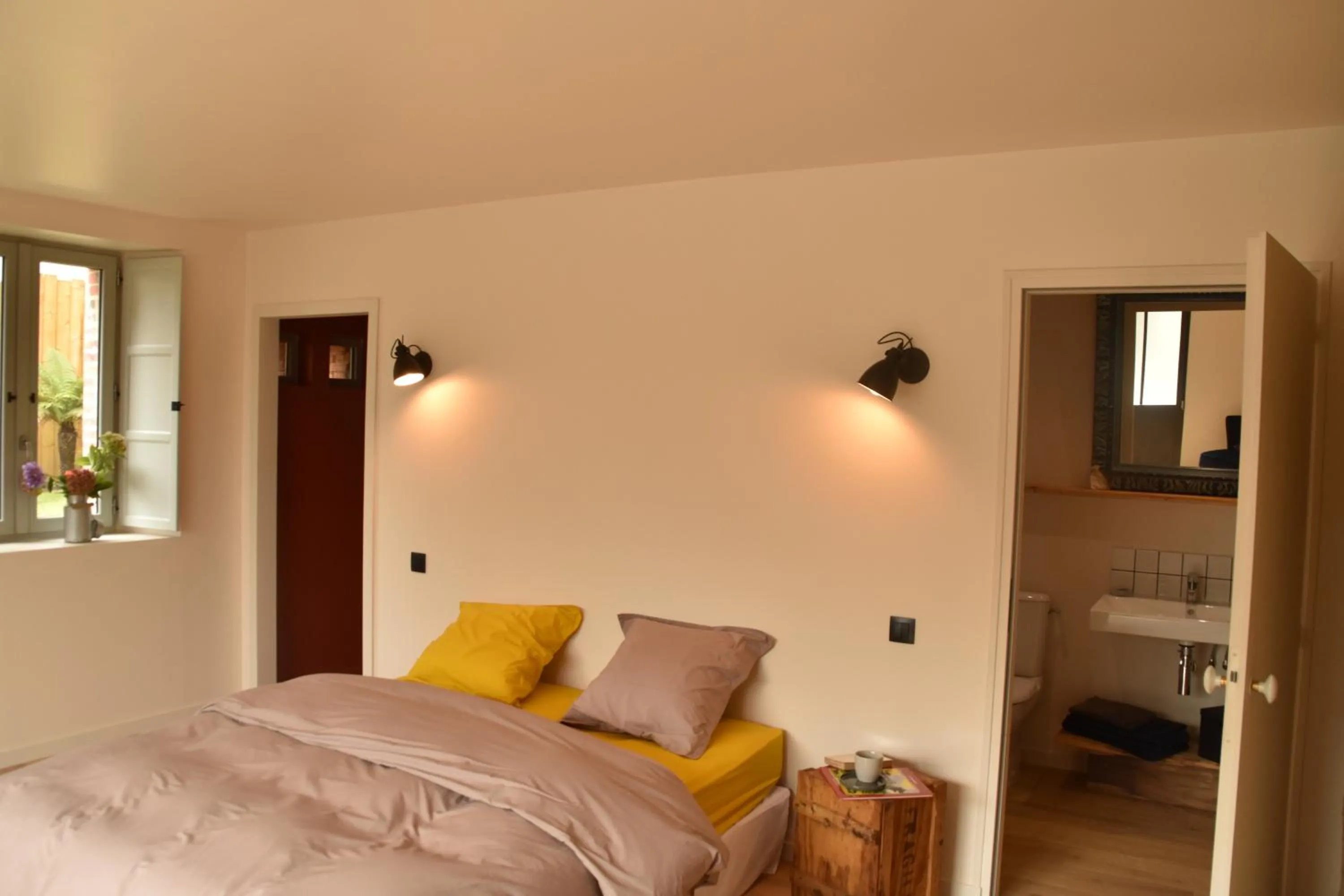 Photo of the whole room, Bed in Les Maillettes