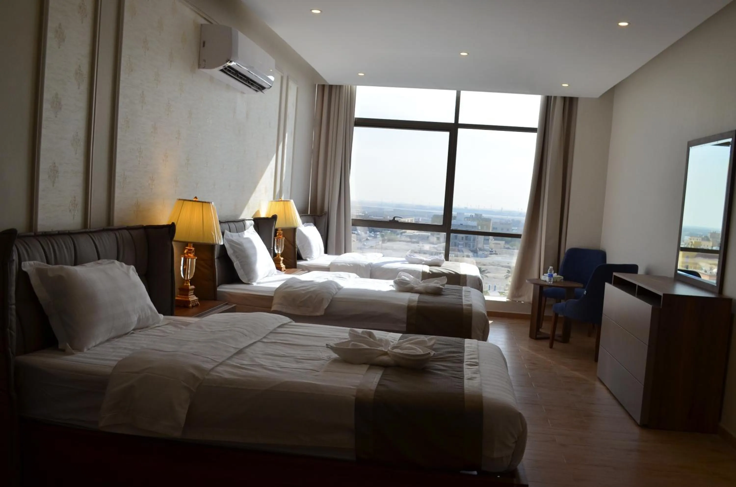 Larissa Suites