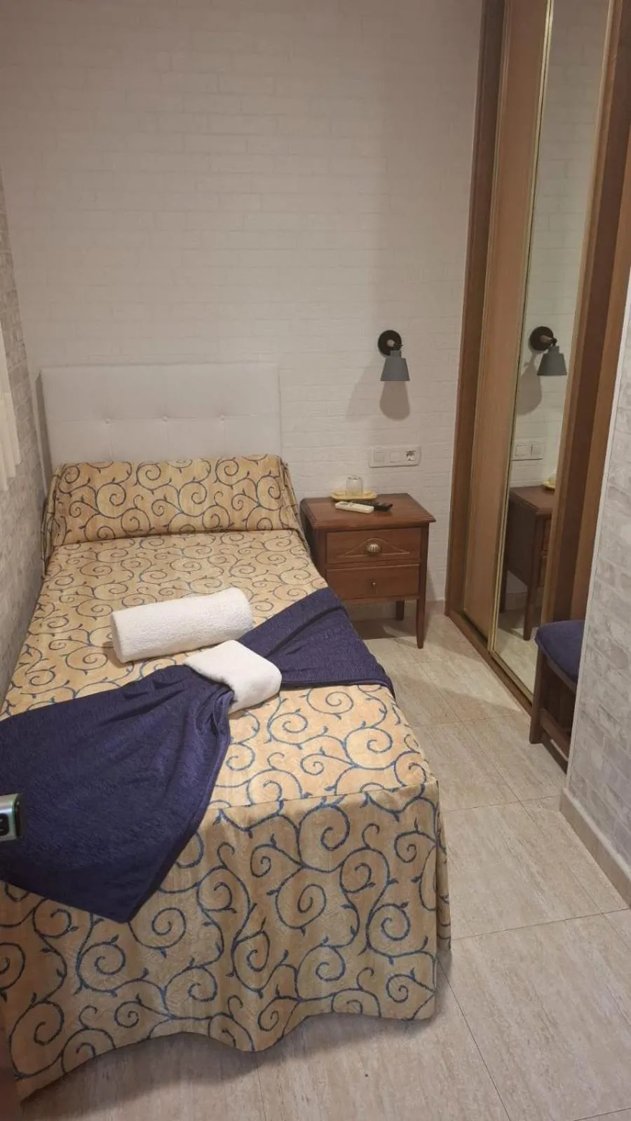 Bed in Hotel Sancho