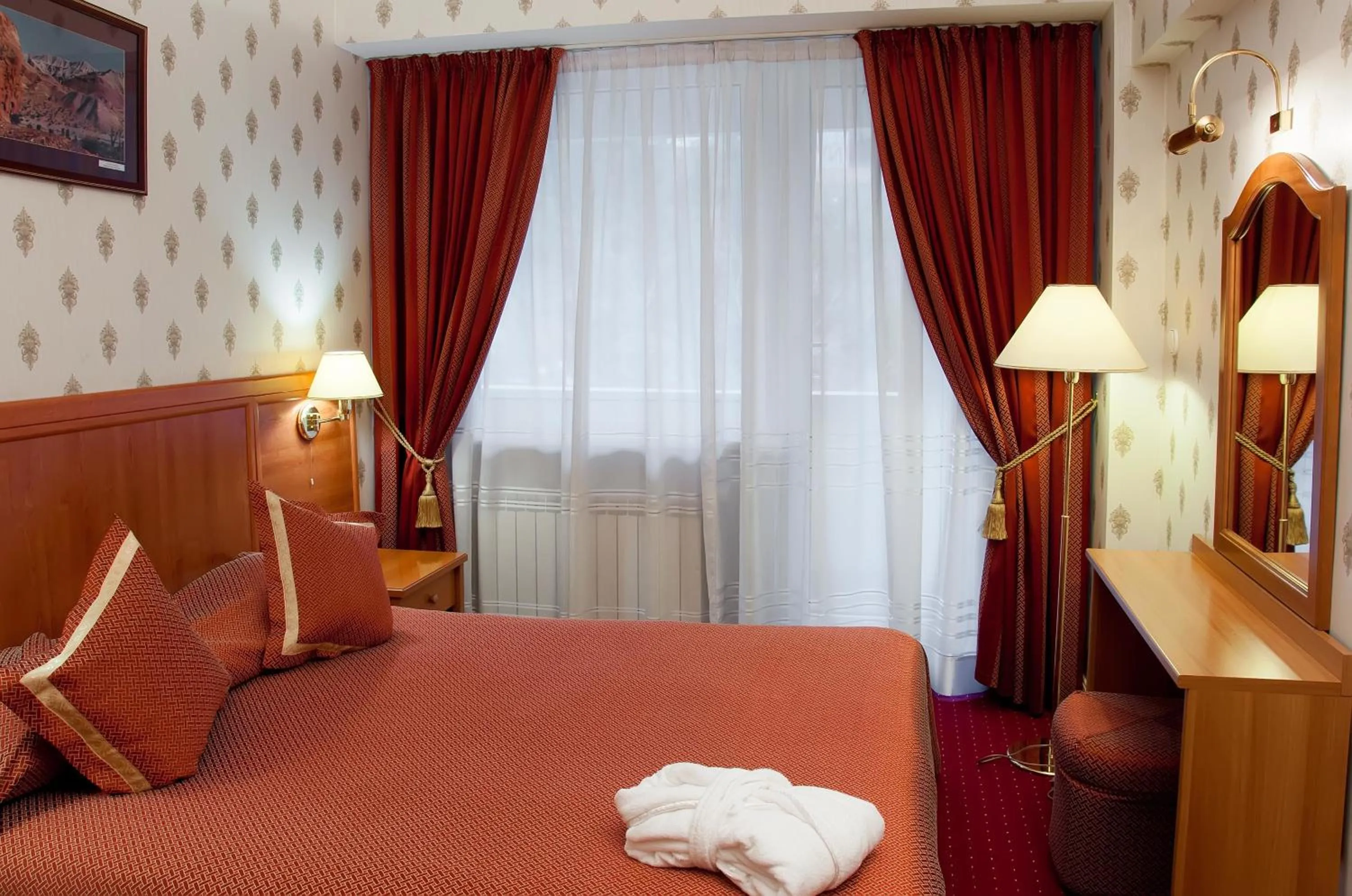 Bedroom, Bed in Astana International Hotel