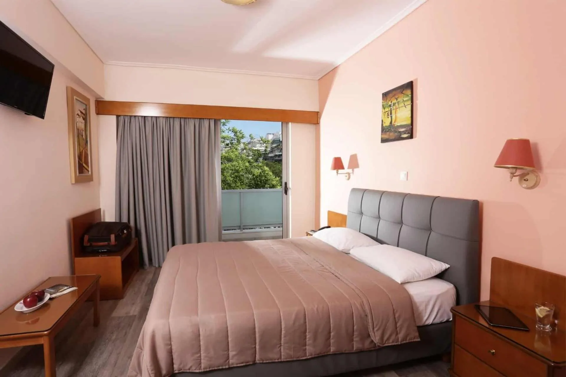 Bed in Xenophon Hotel