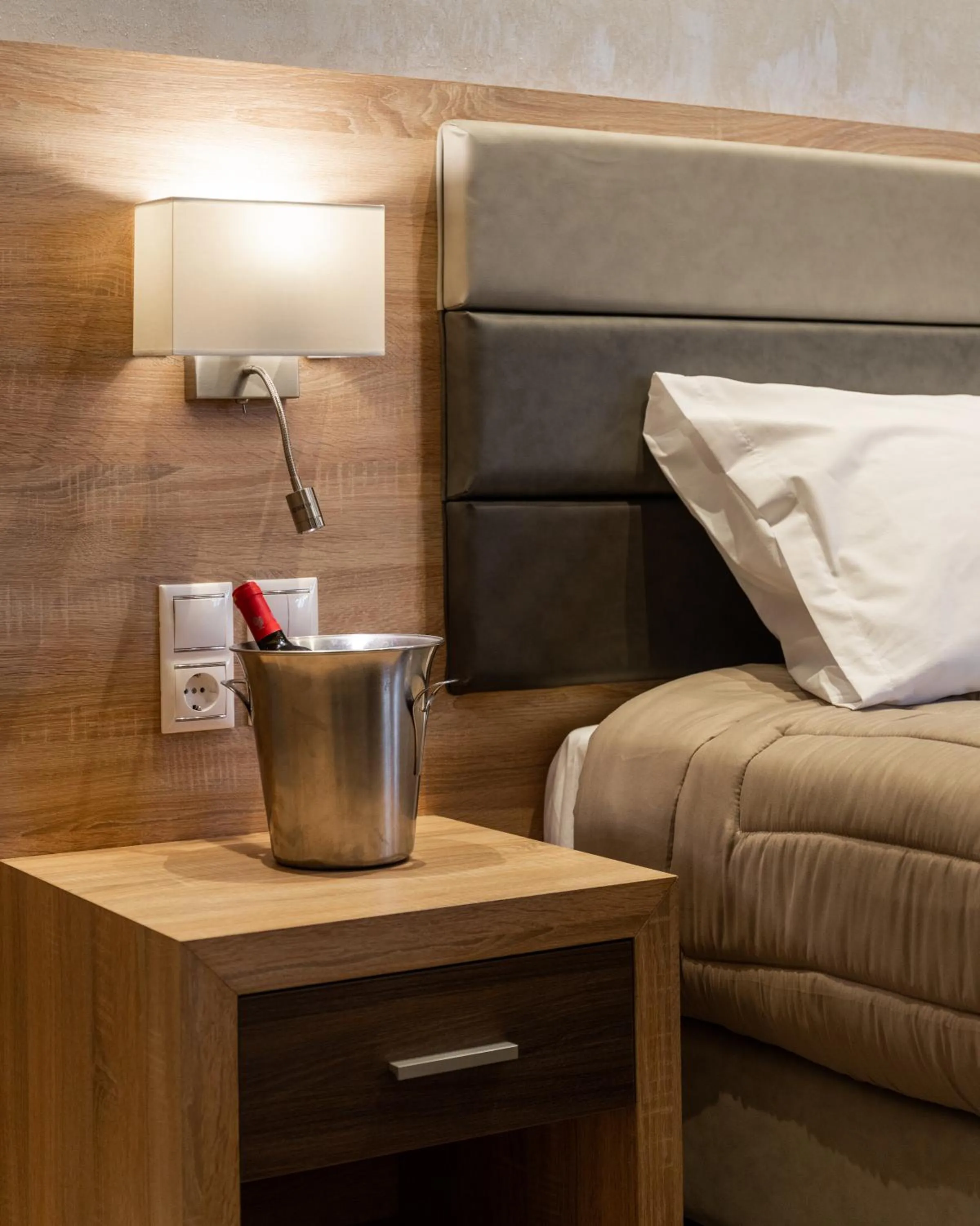 Bed in Xenophon Hotel