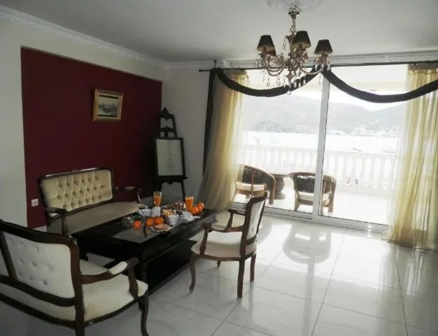 Coffee/tea facilities in Arcadia Suites & Spa