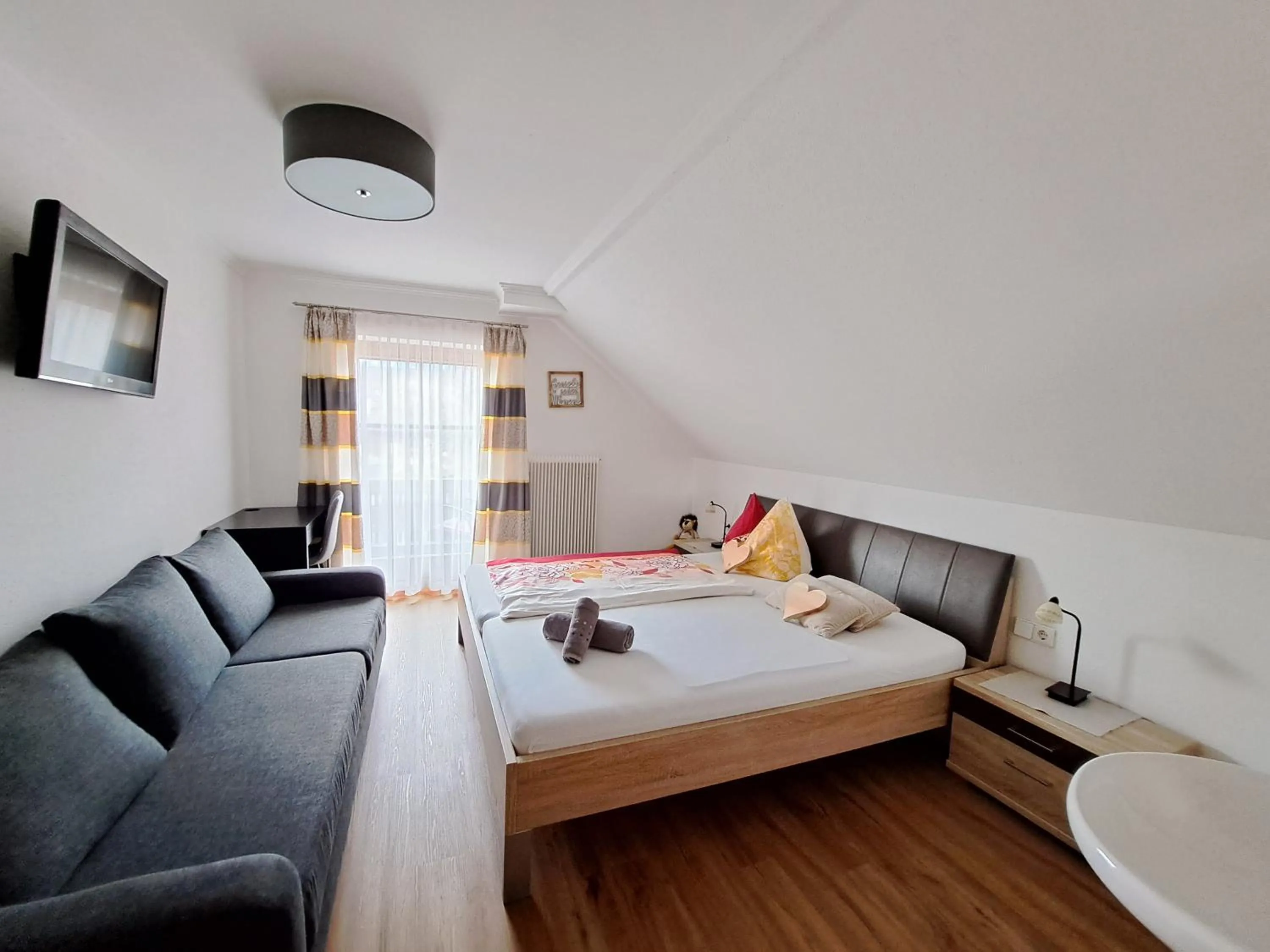 Bedroom, Bed in Biobauernhof Tonimörtl