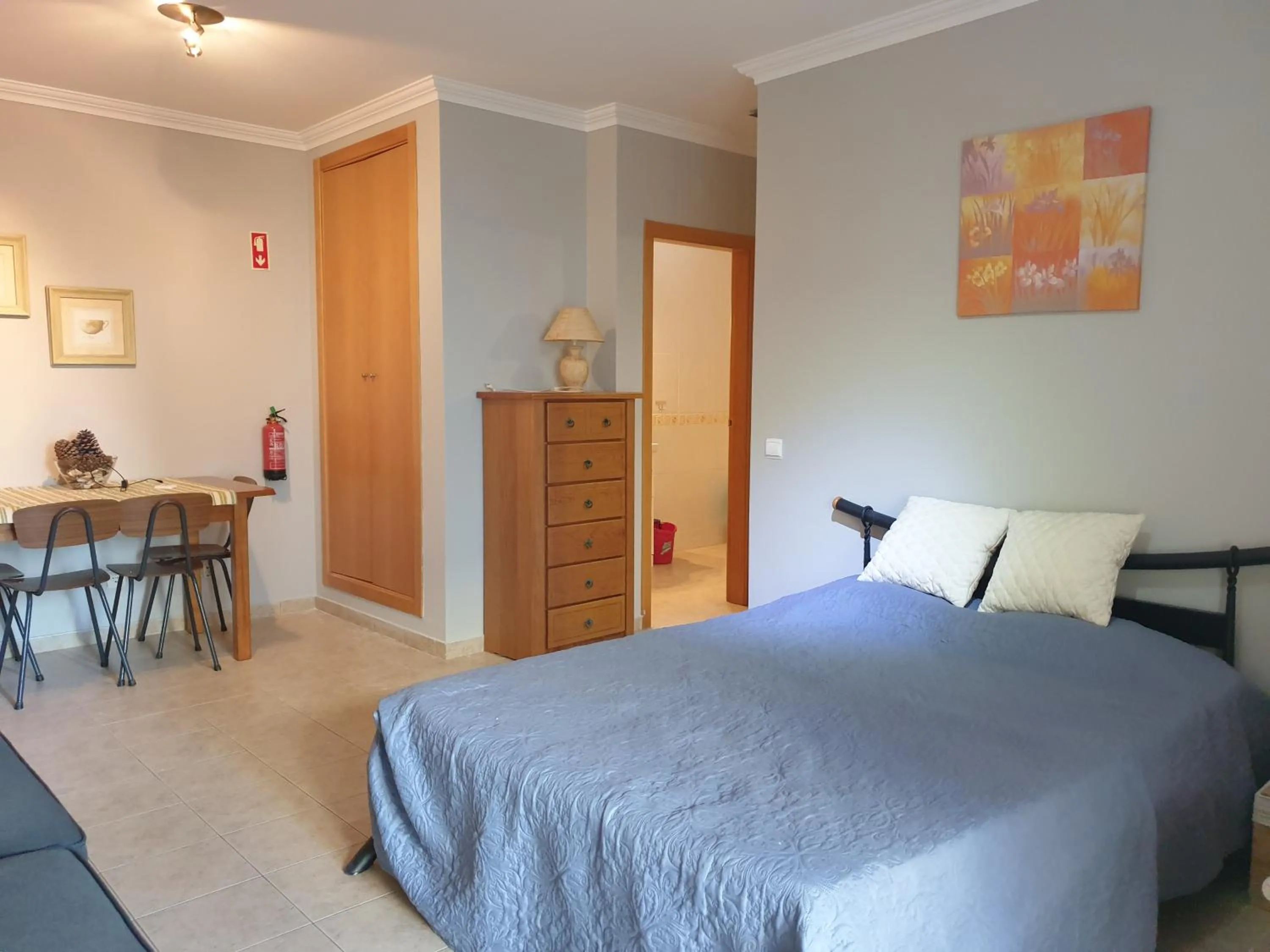 Living room, Bed in Lovely Studio Marta on the beach Falesia, Albufeira