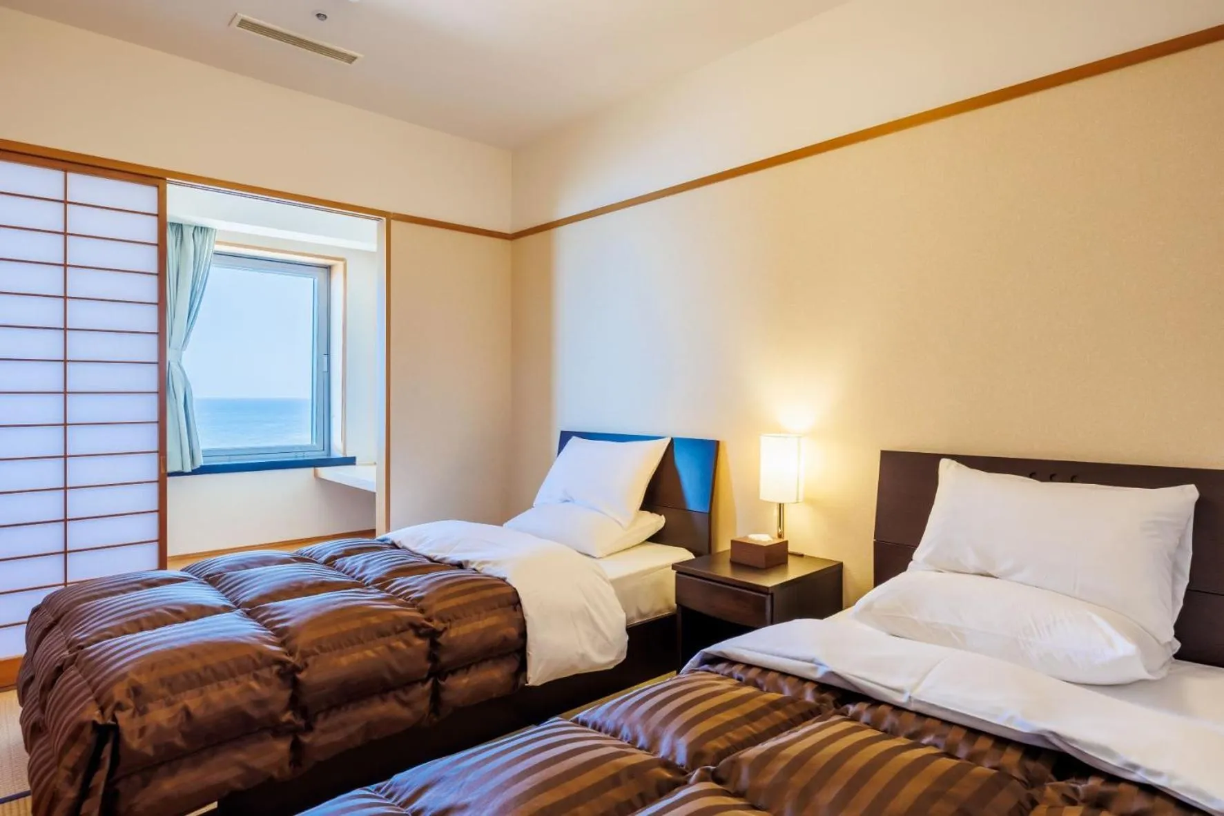 Photo of the whole room, Bed in Hotel Oosado