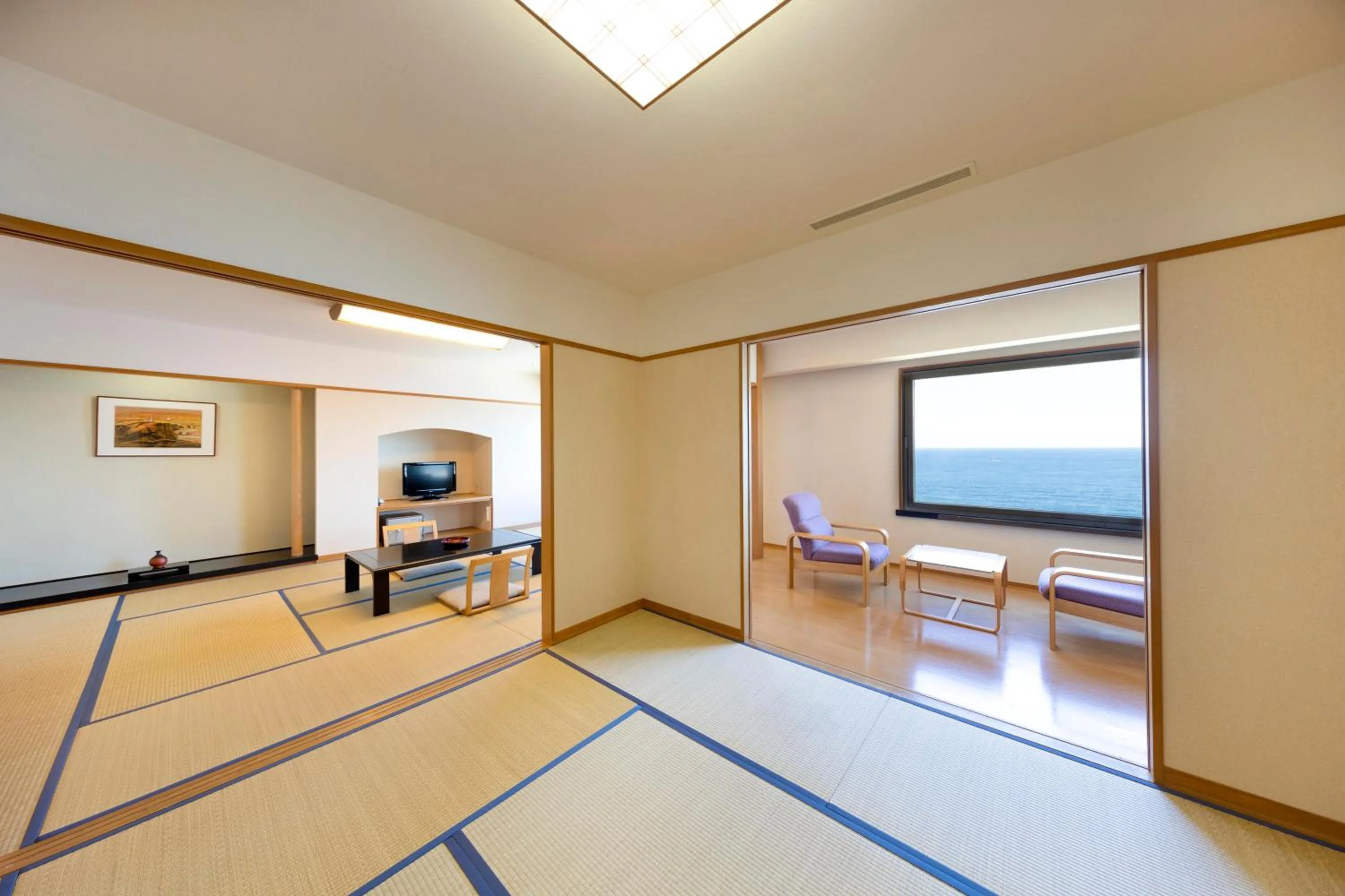 Photo of the whole room in Hotel Oosado