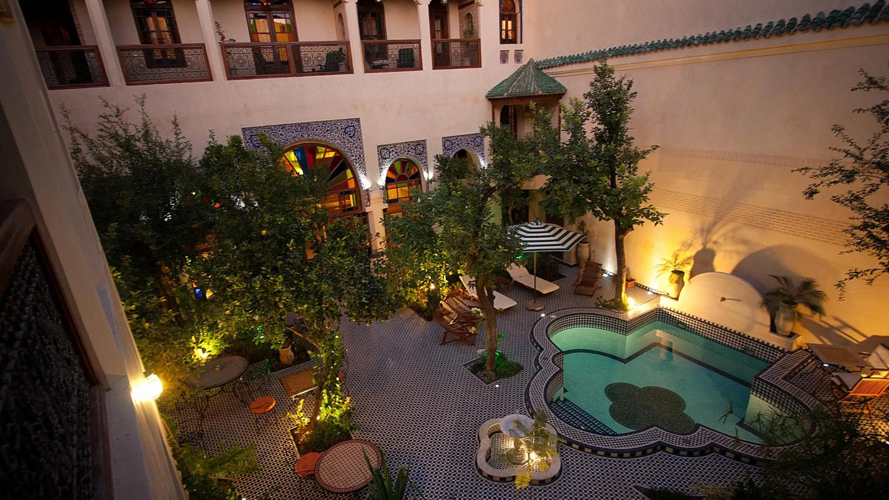 Swimming pool in Ryad Salama