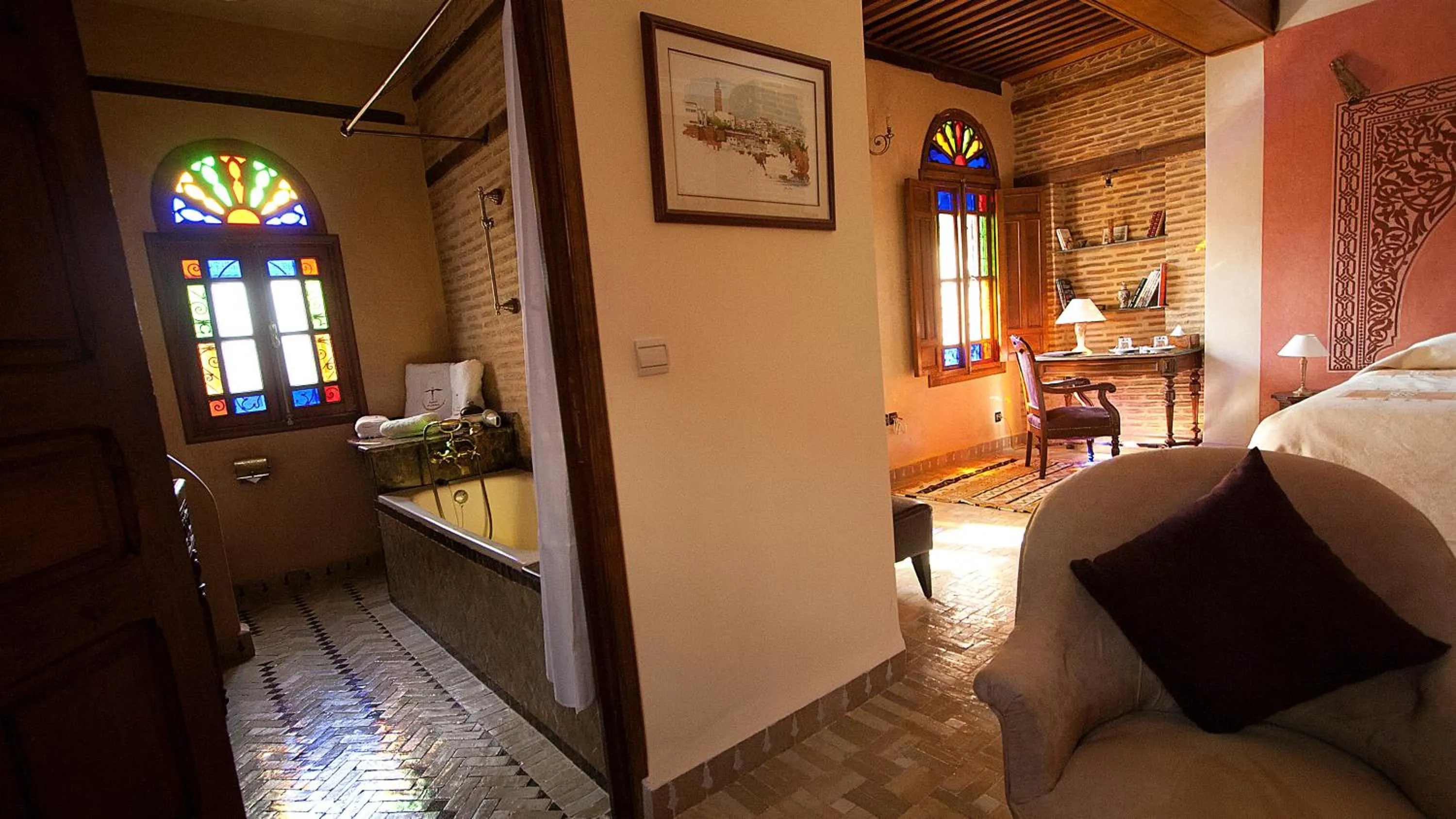 Bathroom, Bed in Ryad Salama