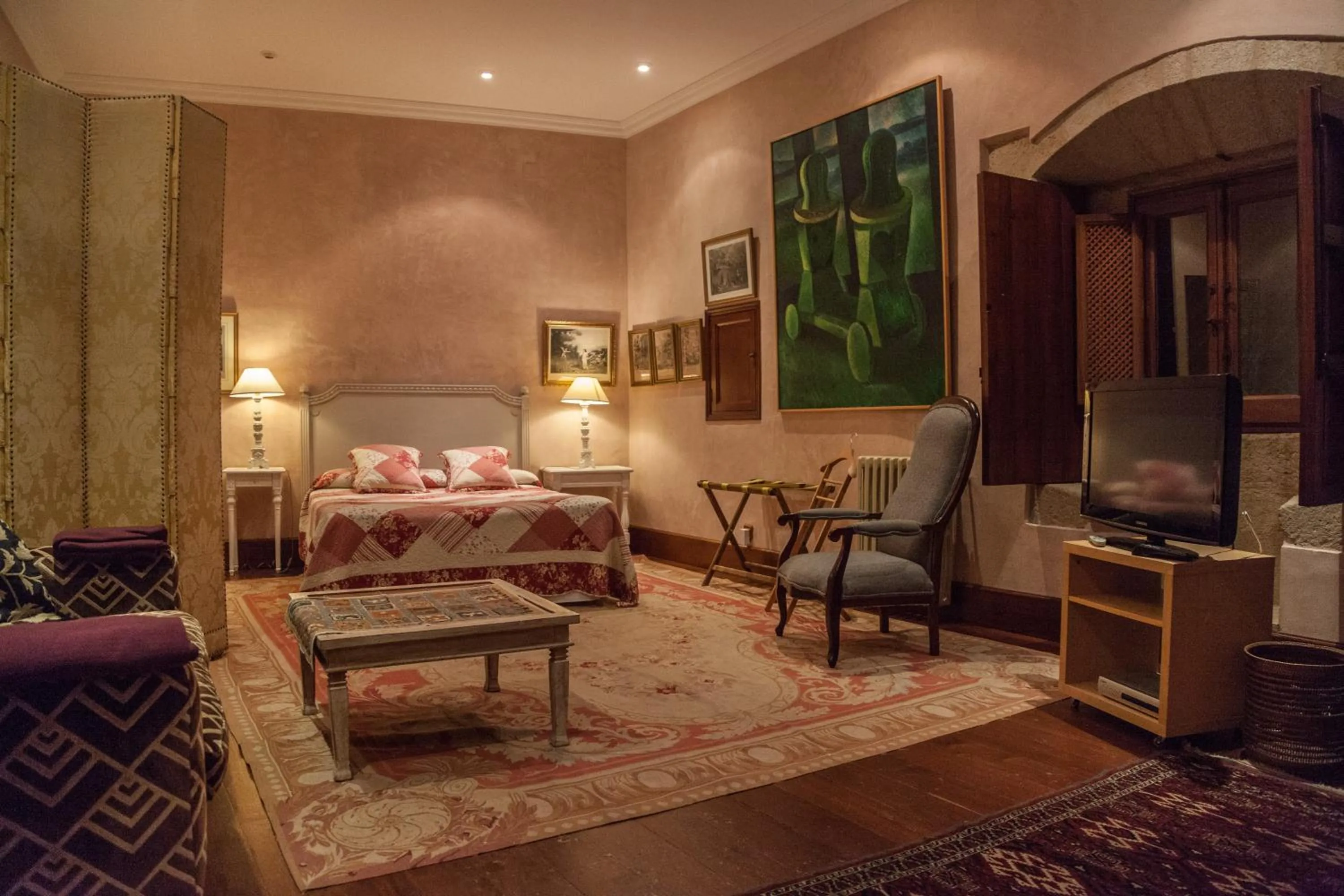 Photo of the whole room in Palacio Chaves Hotel