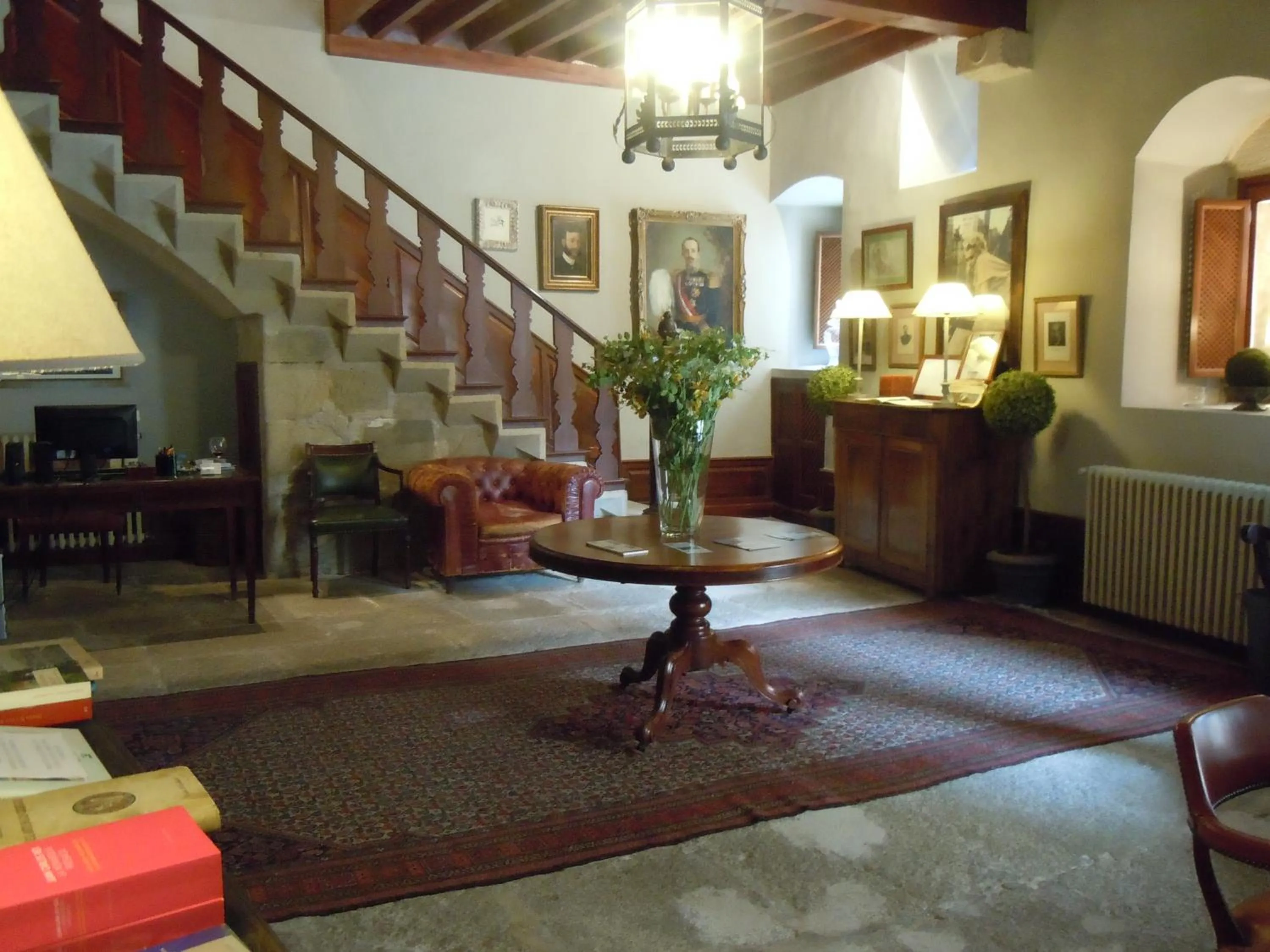 Lobby or reception in Palacio Chaves Hotel