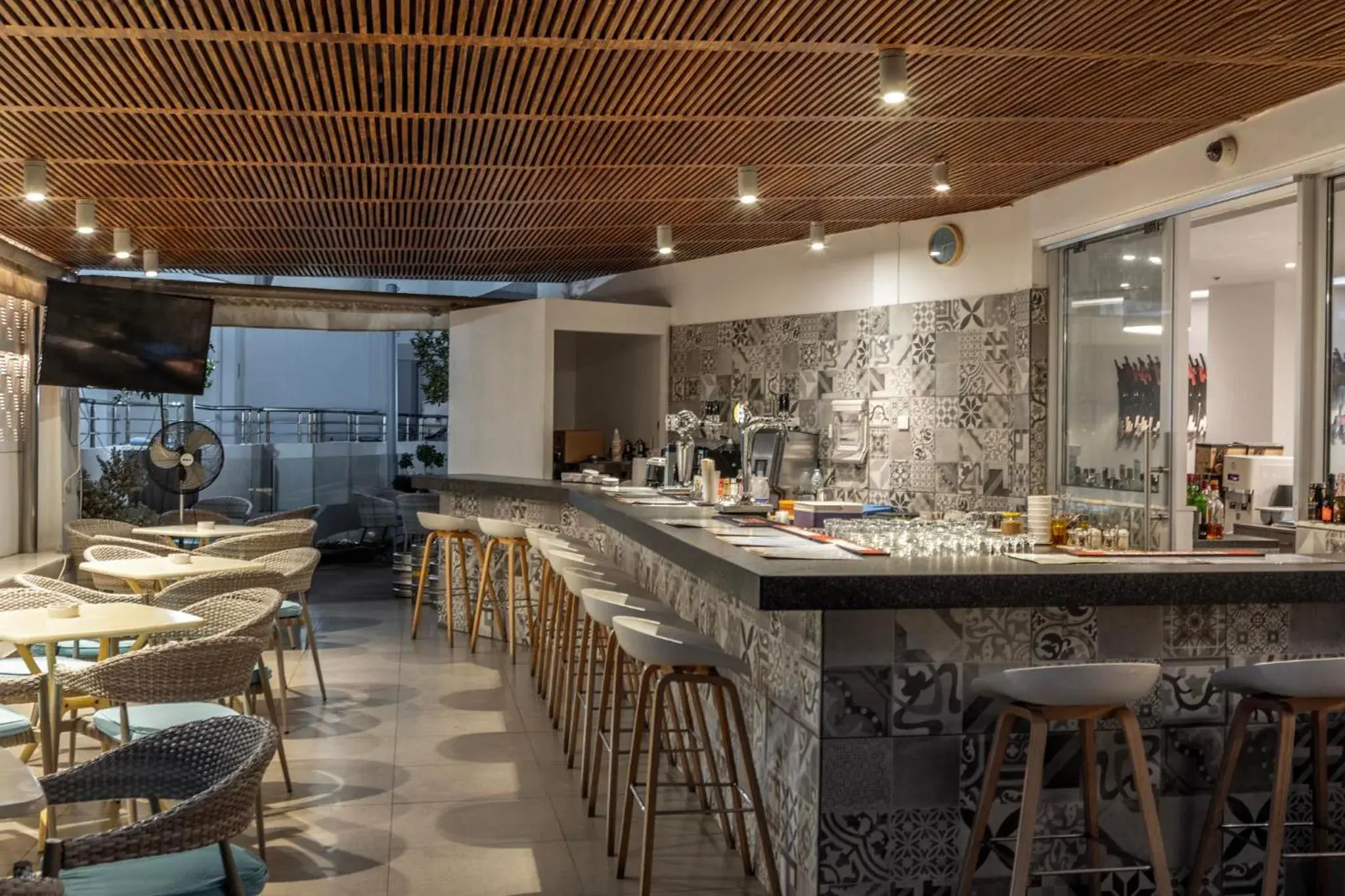 Lounge or bar in Park Beach Hotel Lounge or bar in Park Beach Hotel