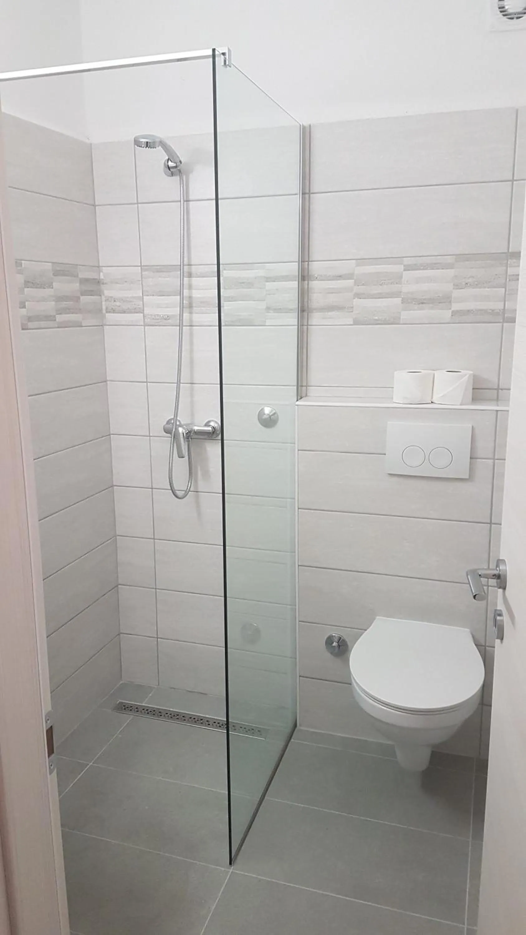 Shower in Boarding House Lucija