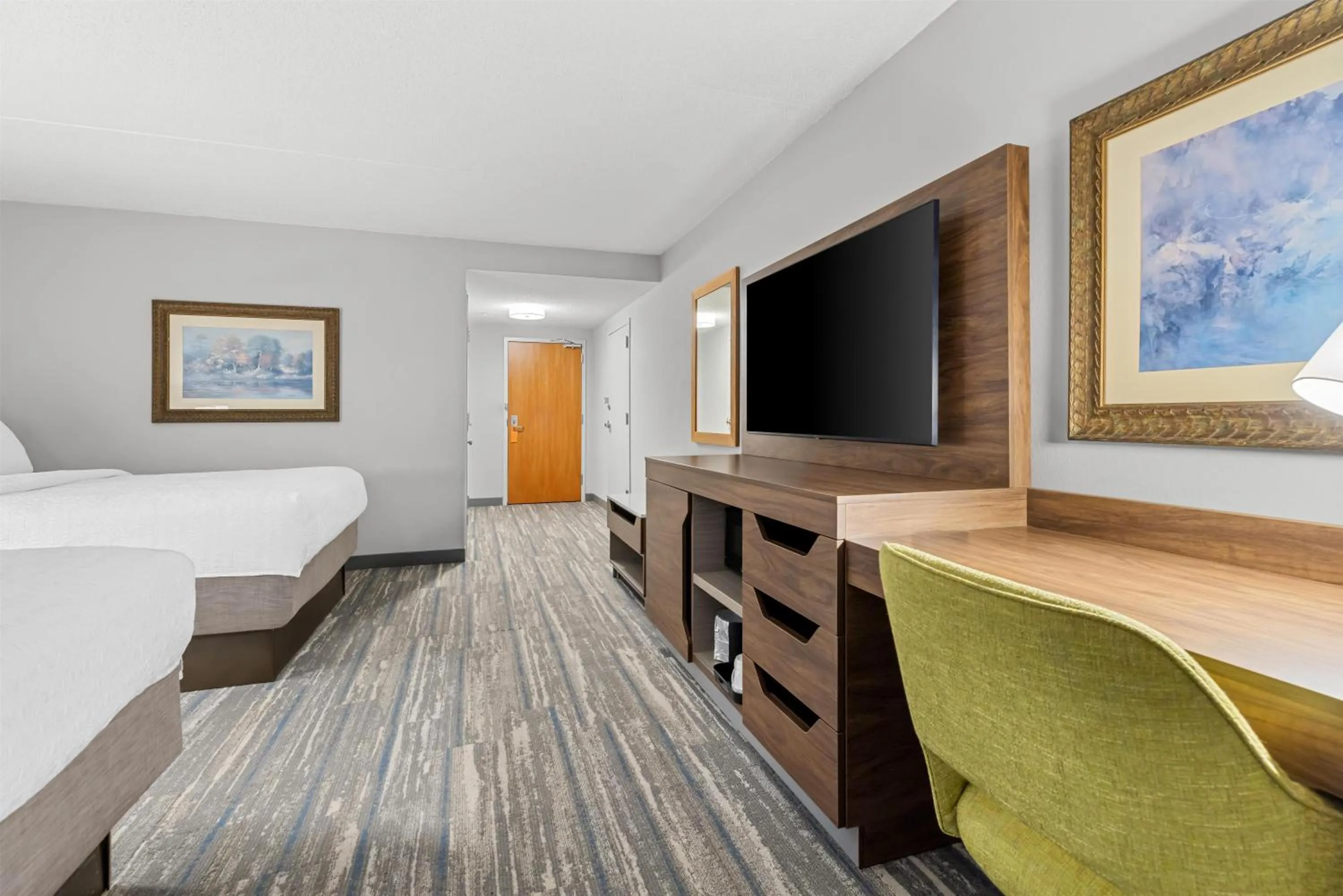 Bedroom, Bed in Hampton Inn Guntersville