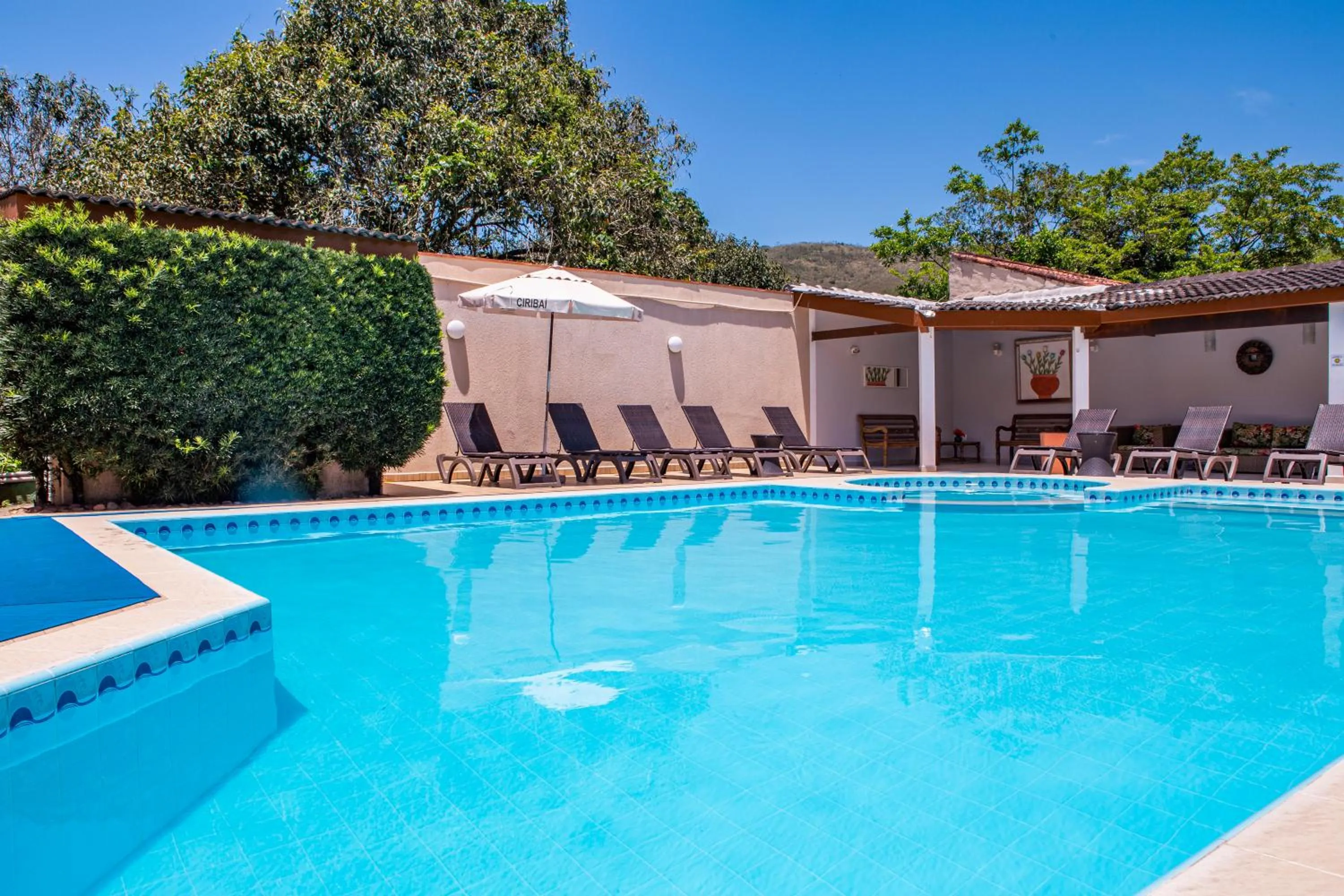 Swimming pool in Ciribaí Praia Hotel