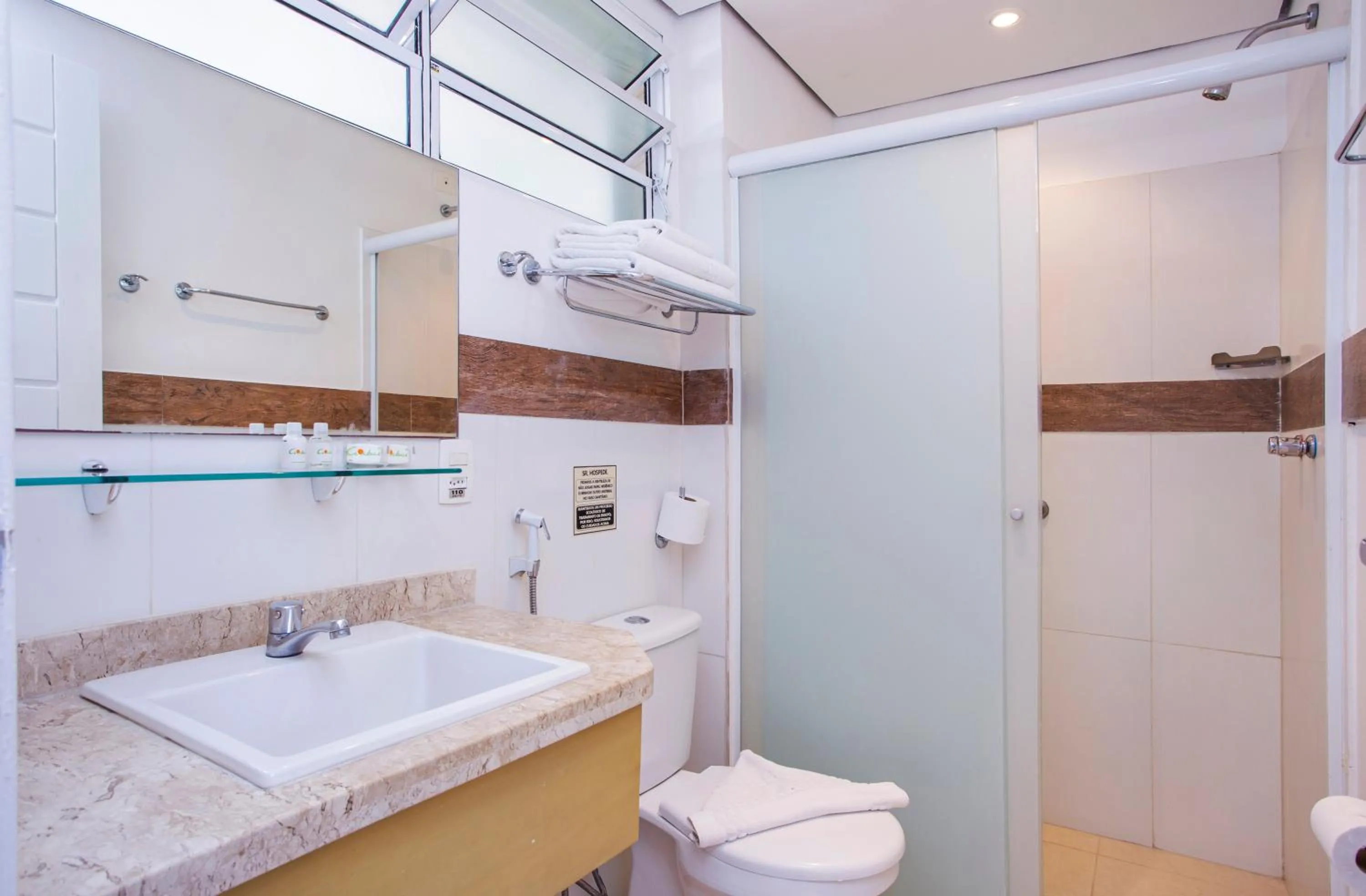 Bathroom in Ciribaí Praia Hotel