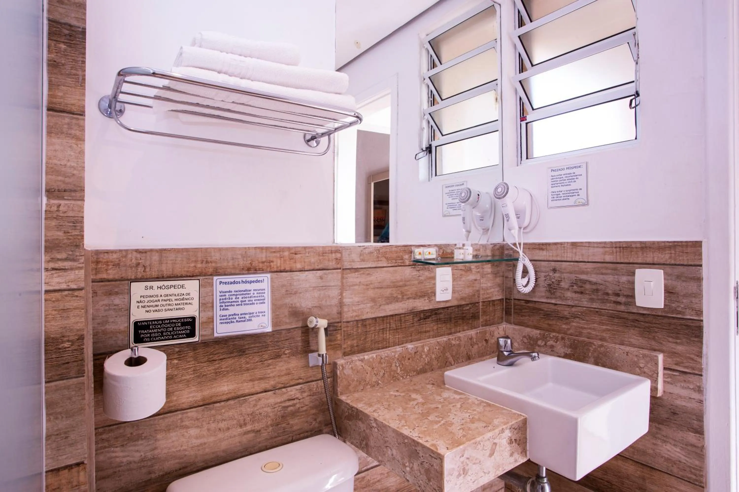 Bathroom in Ciribaí Praia Hotel